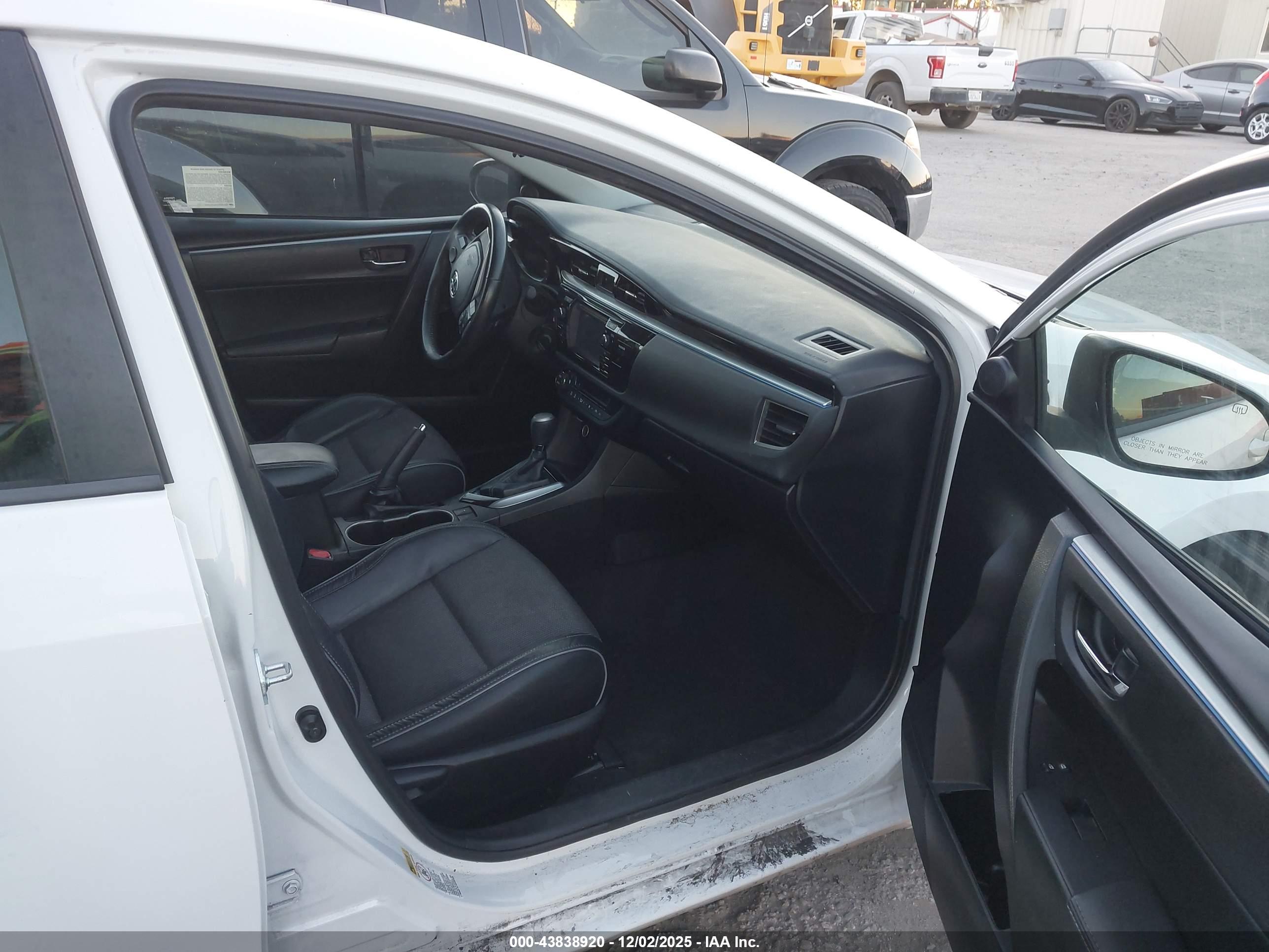 TOYOTA COROLLA image 5