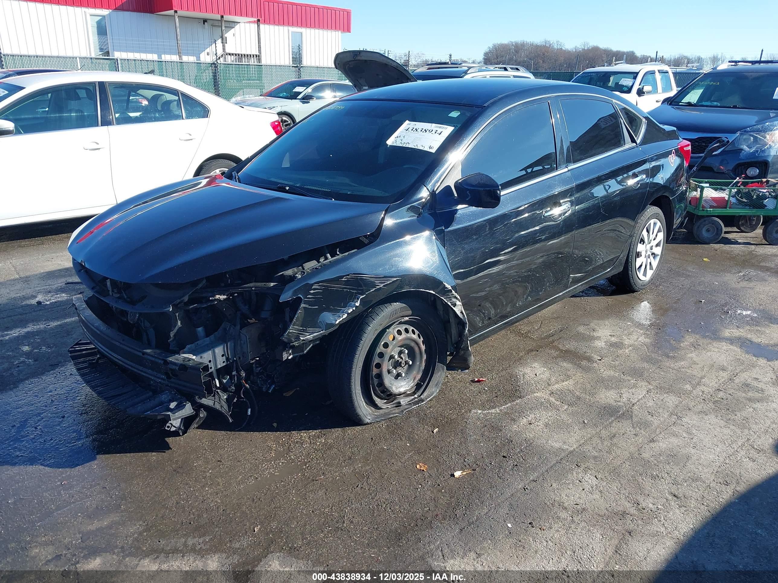 NISSAN SENTRA image 2