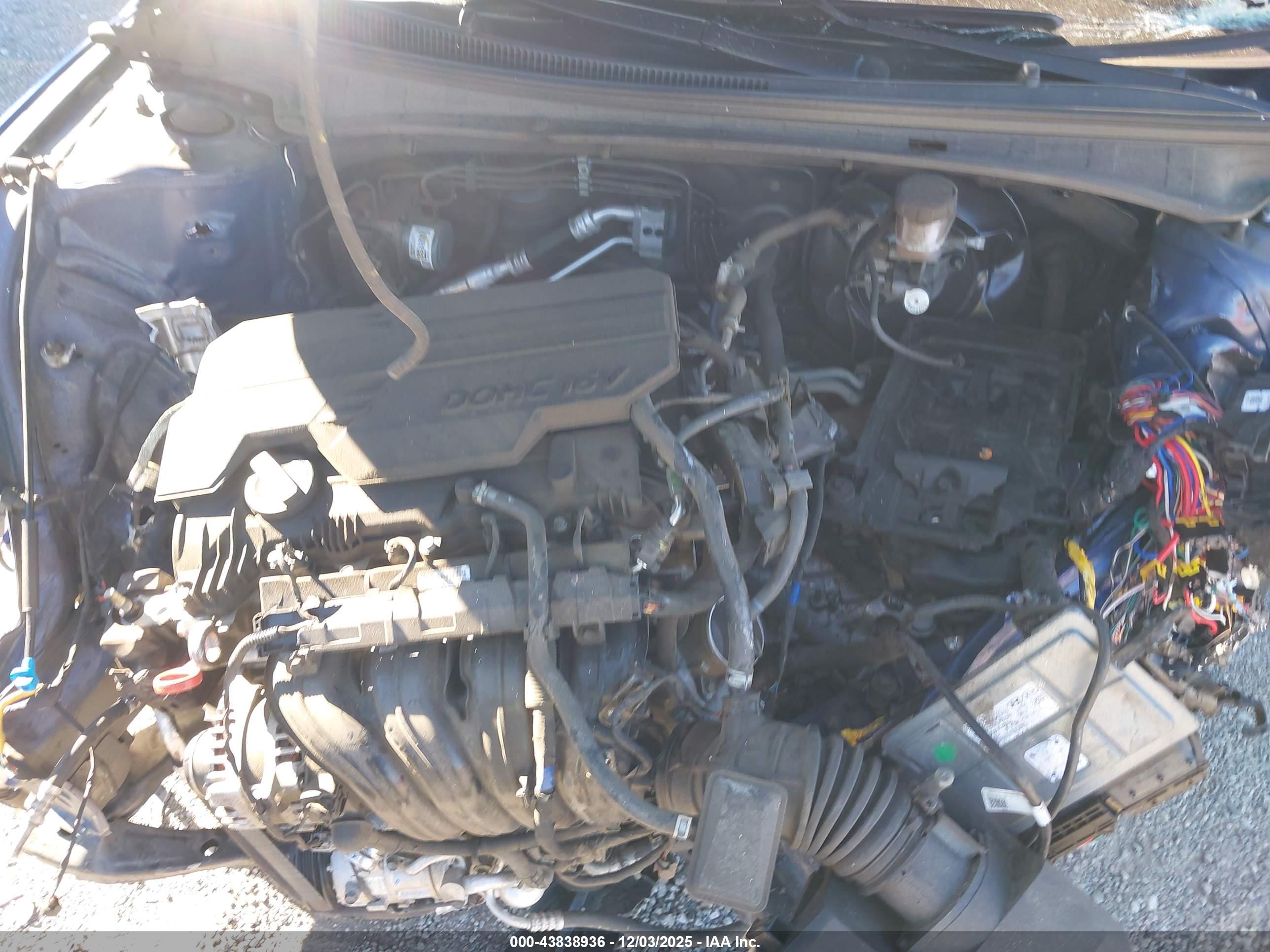 HYUNDAI ELANTRA image 10