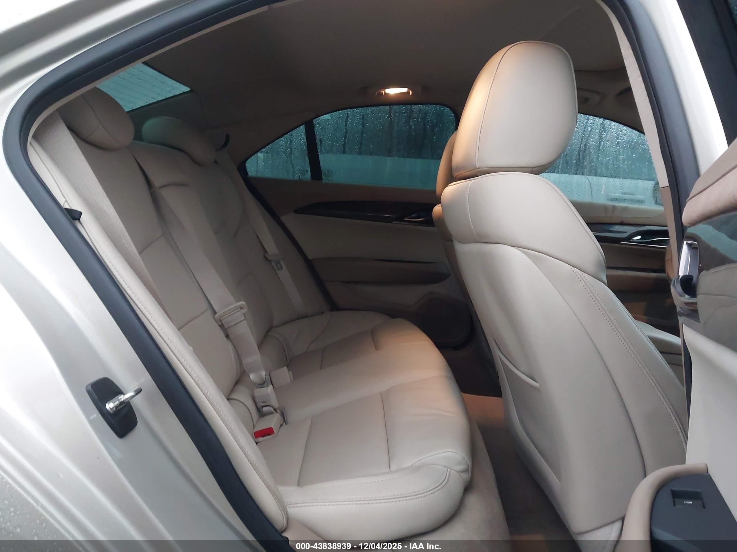 CADILLAC ATS image 8