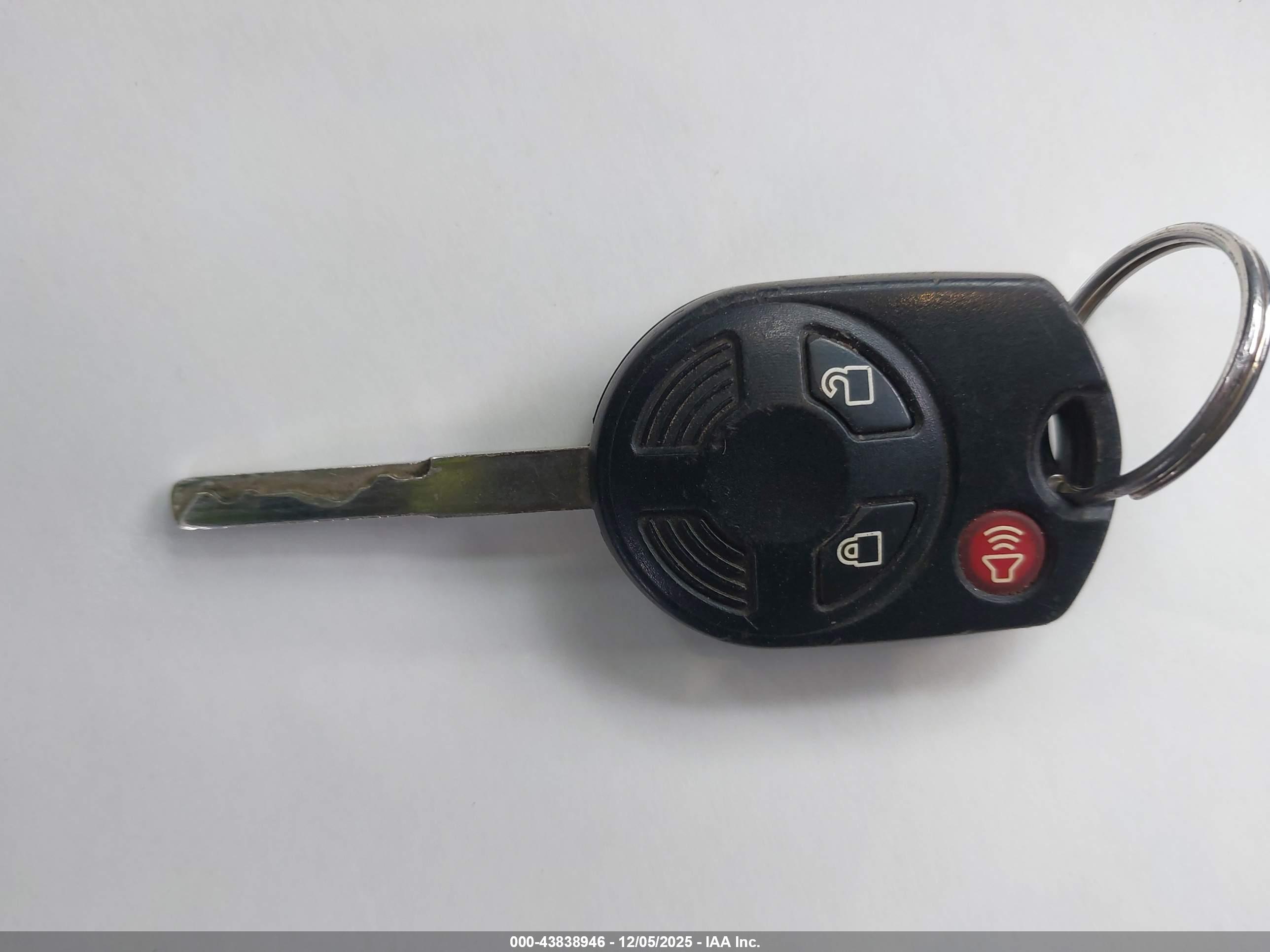 FORD ESCAPE image 11