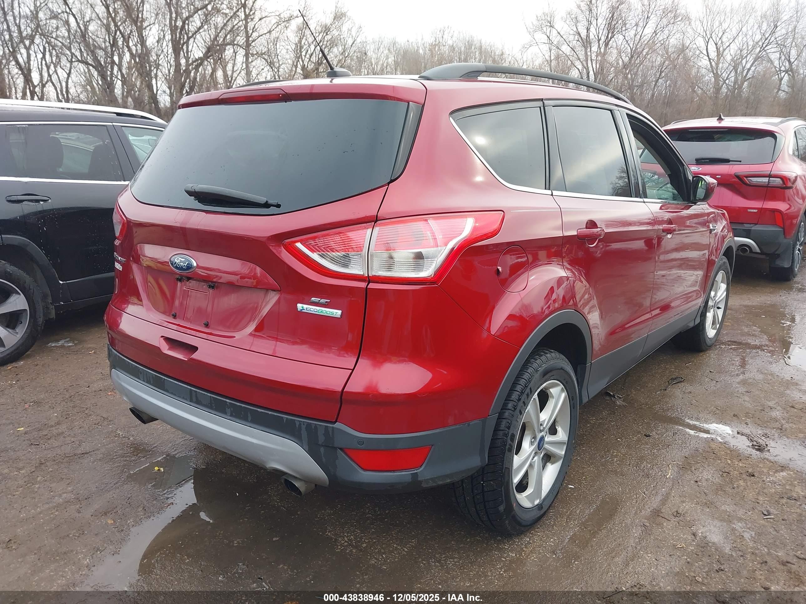 FORD ESCAPE image 4