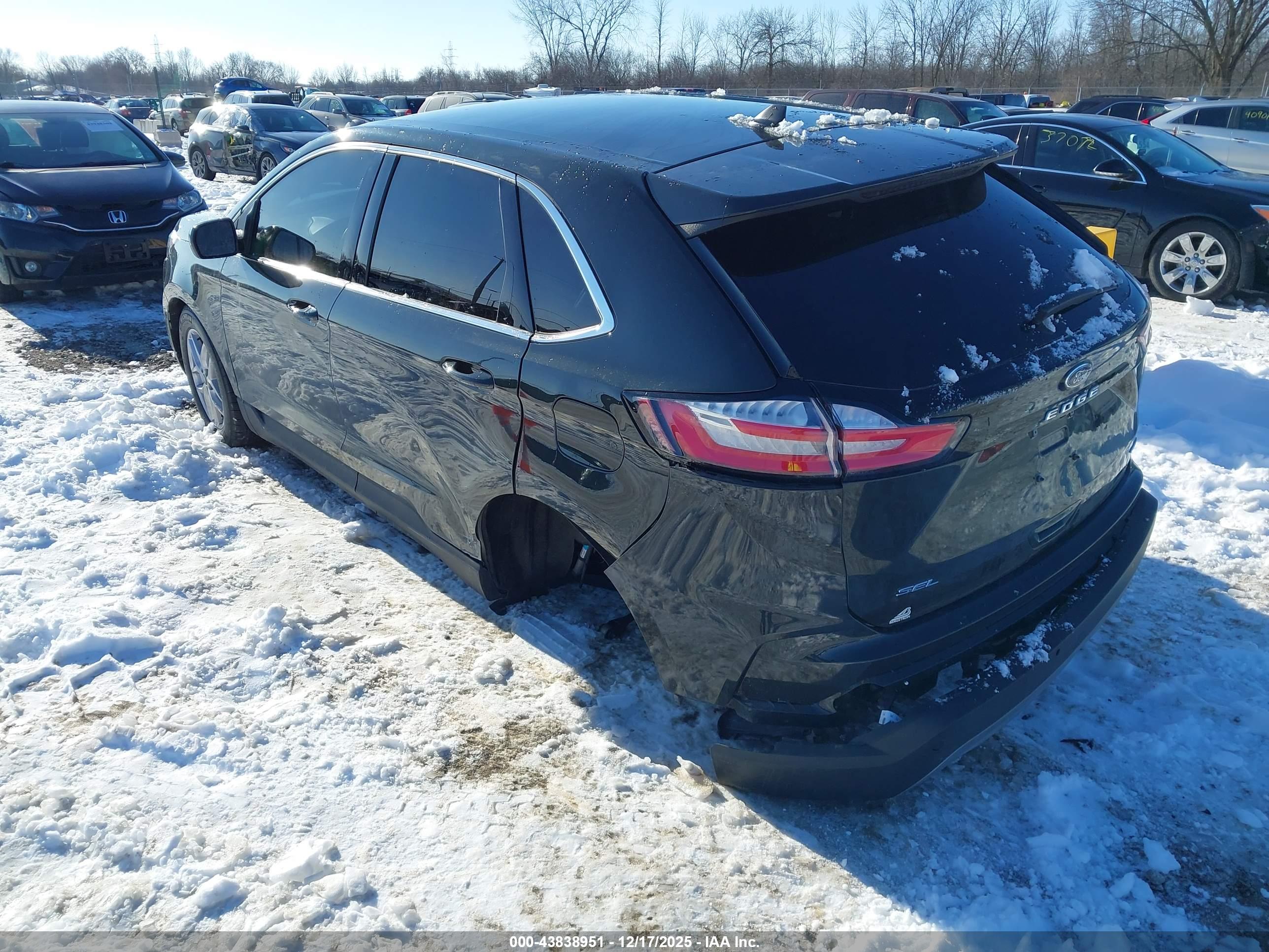 FORD EDGE image 3