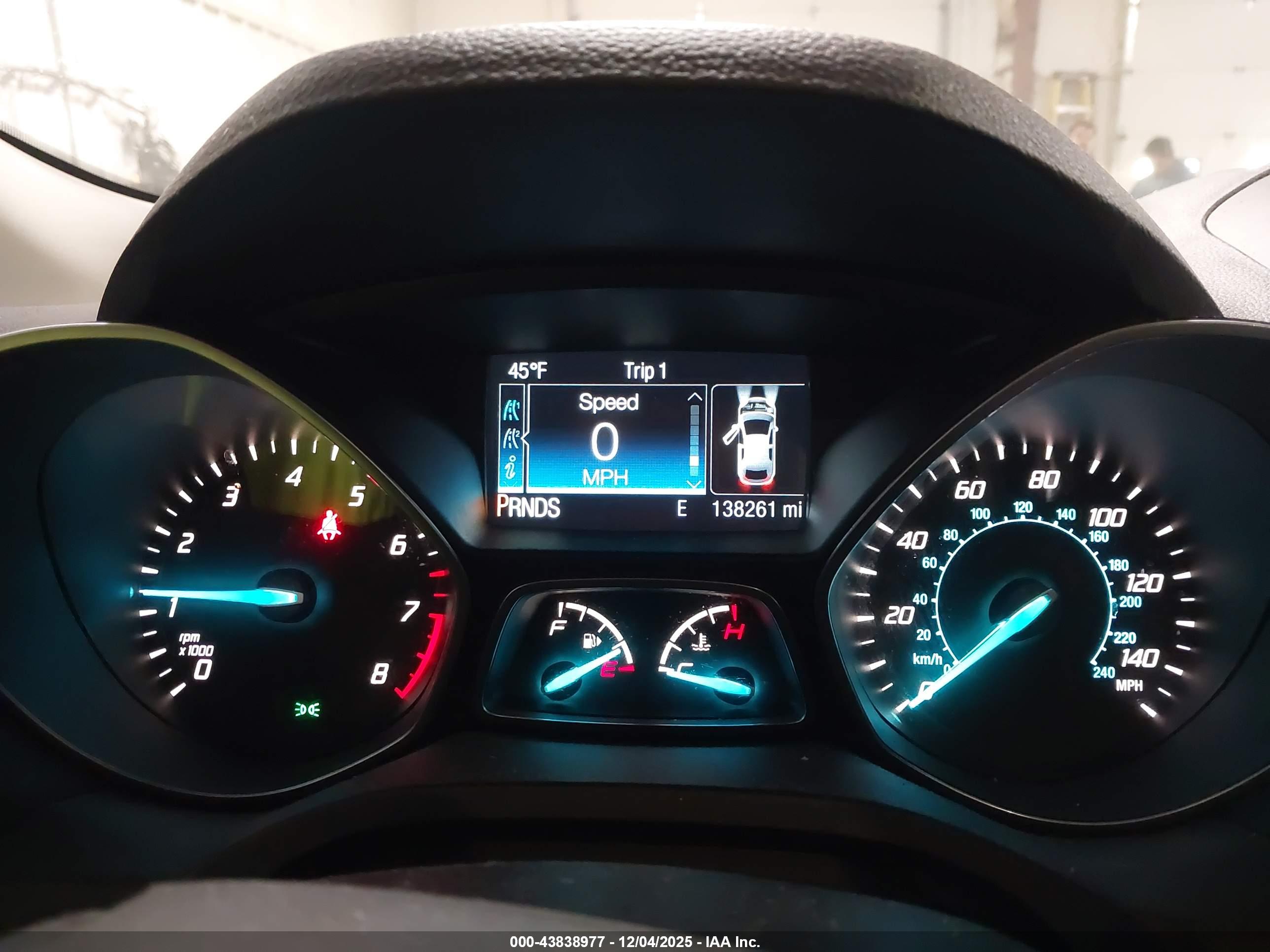 FORD ESCAPE image 7