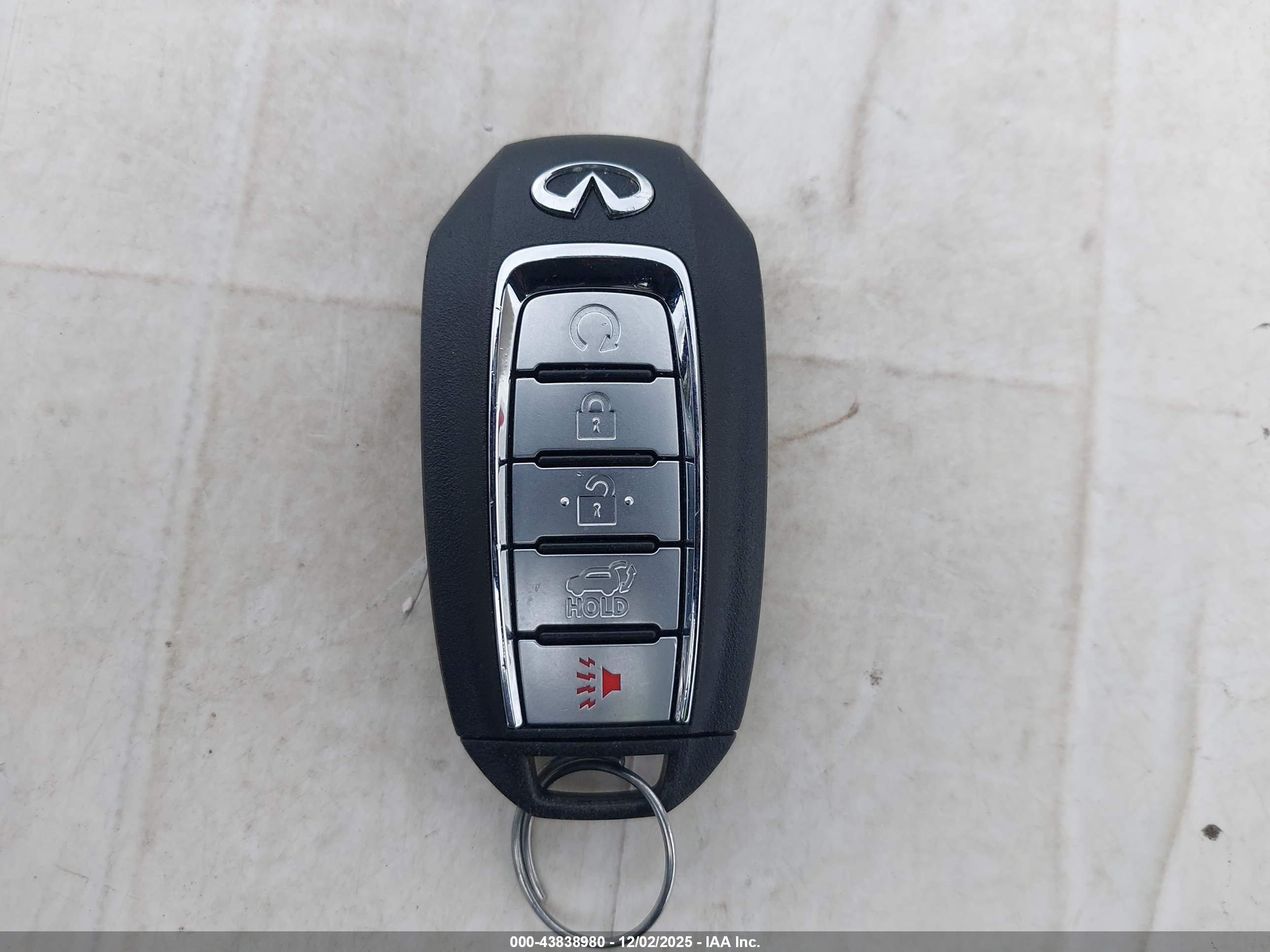 INFINITI QX50 image 11
