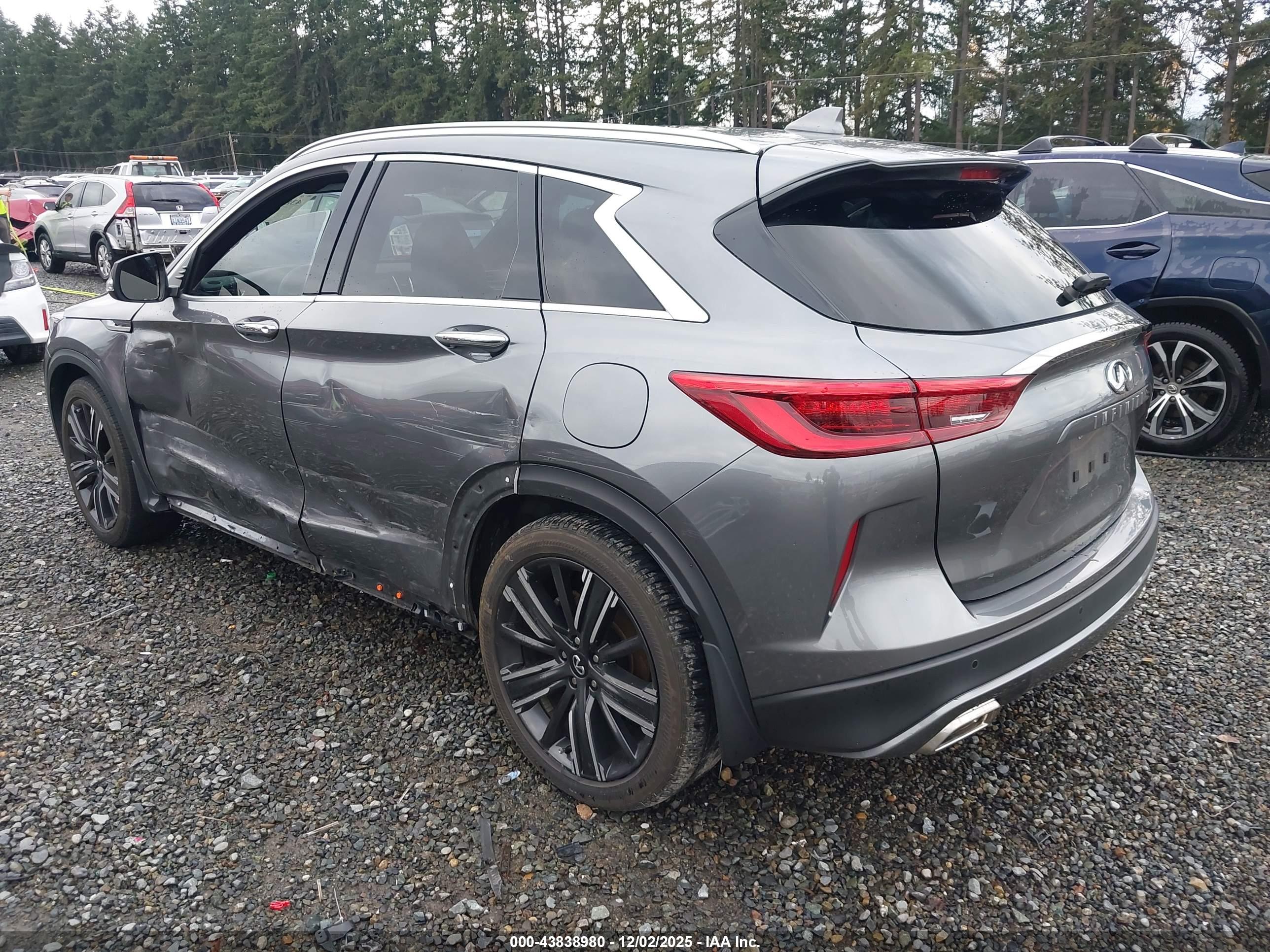 INFINITI QX50 image 3