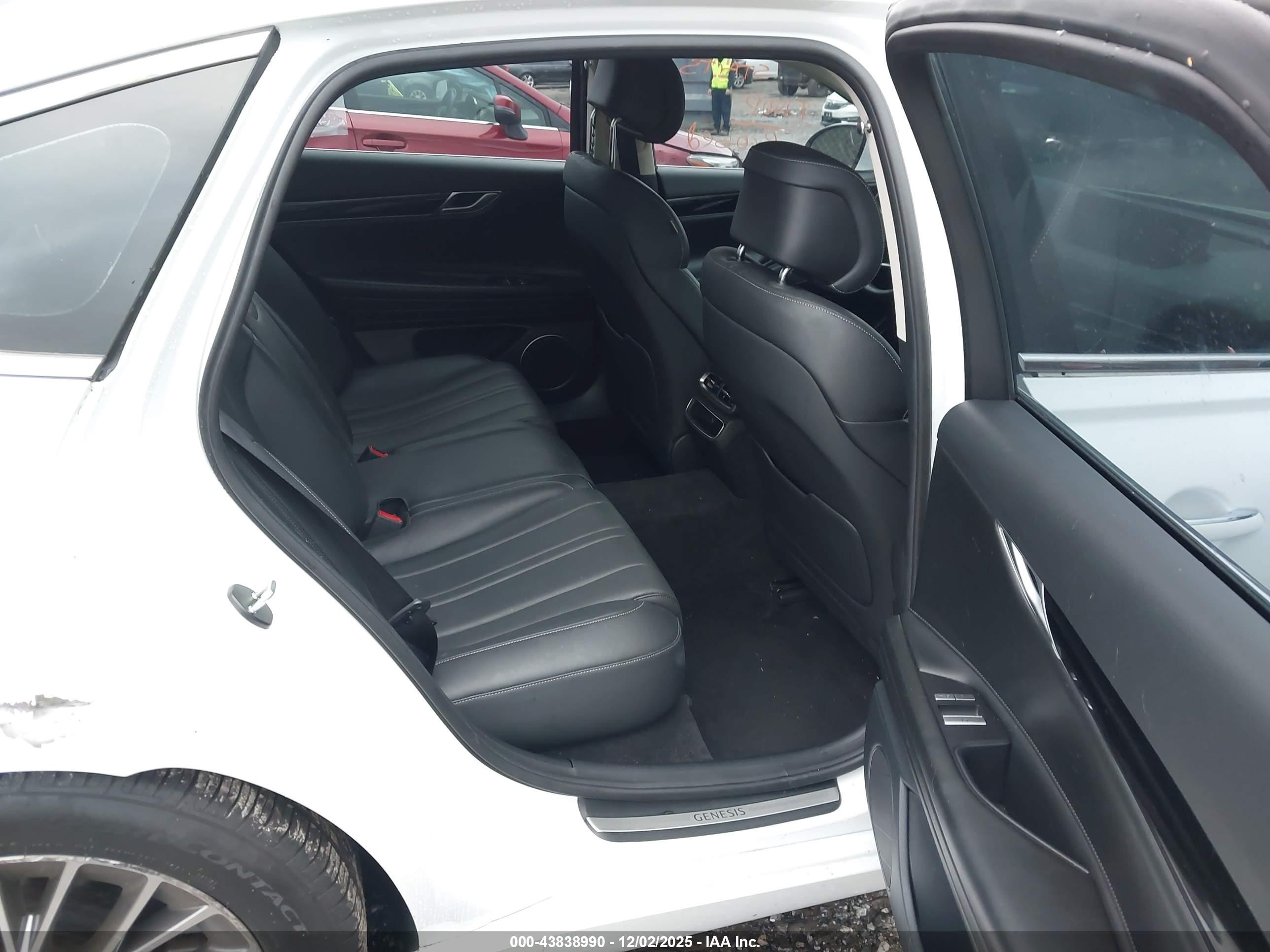 GENESIS G80 image 8