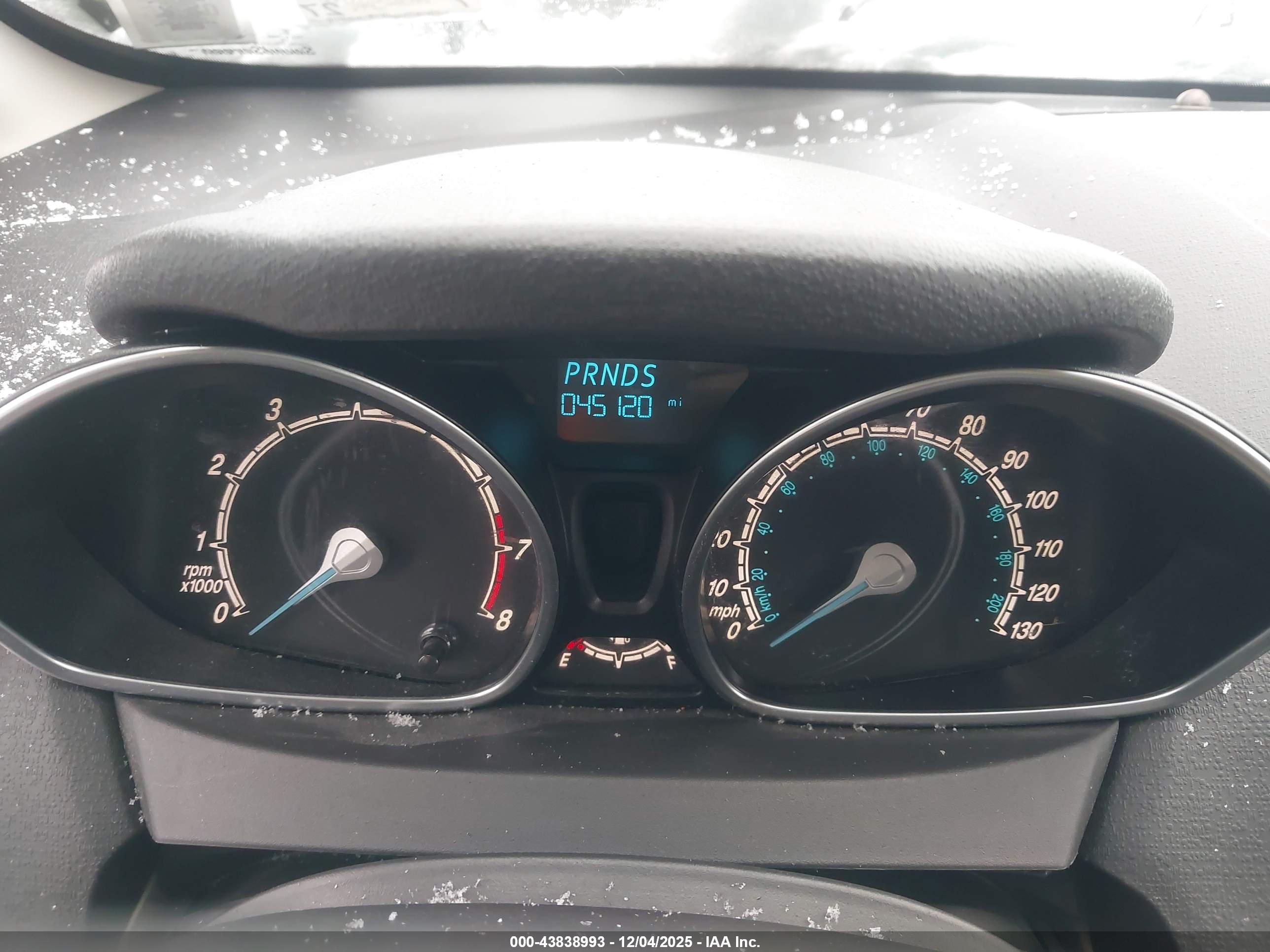 FORD FIESTA image 7