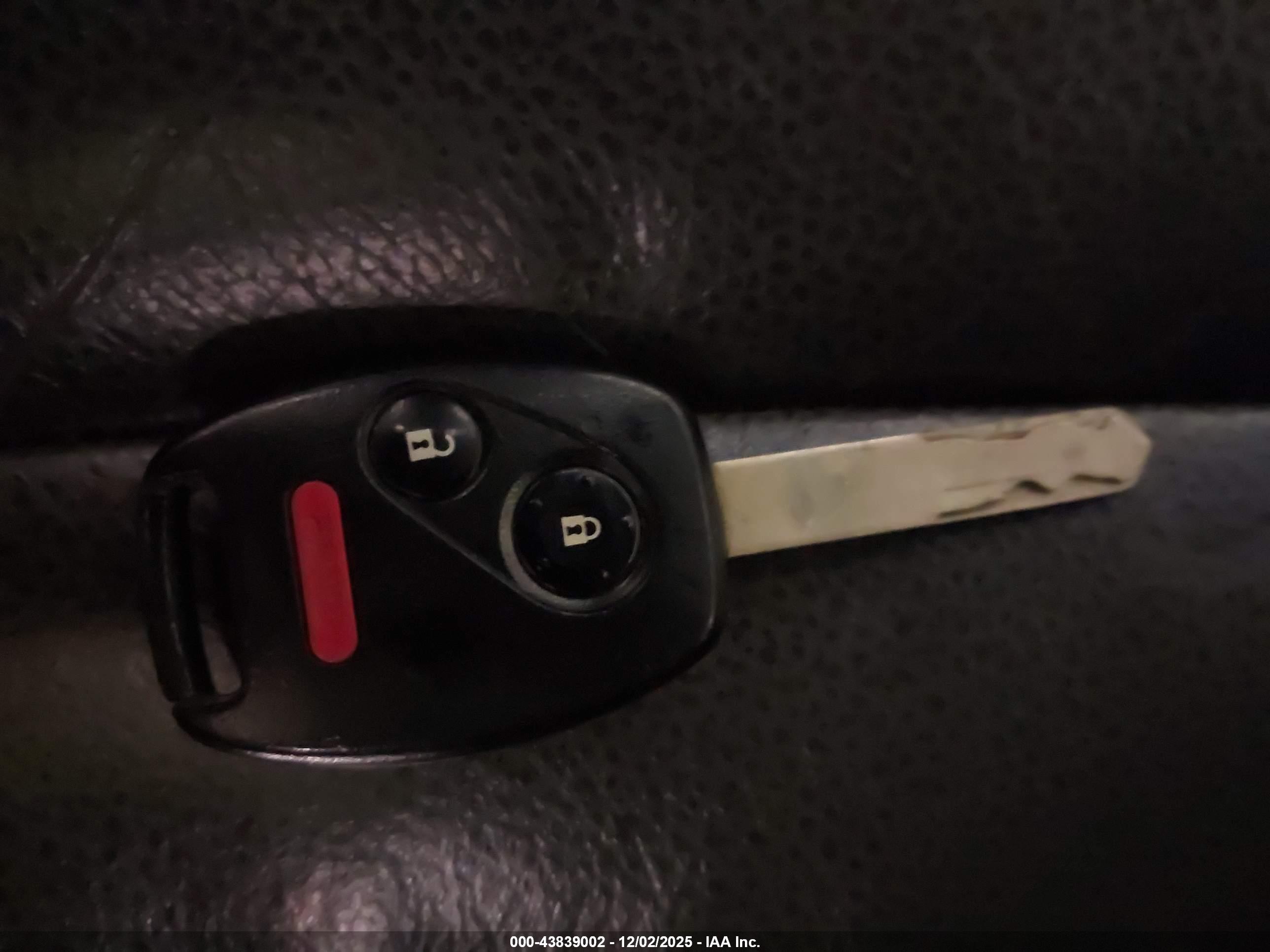 HONDA PILOT image 11