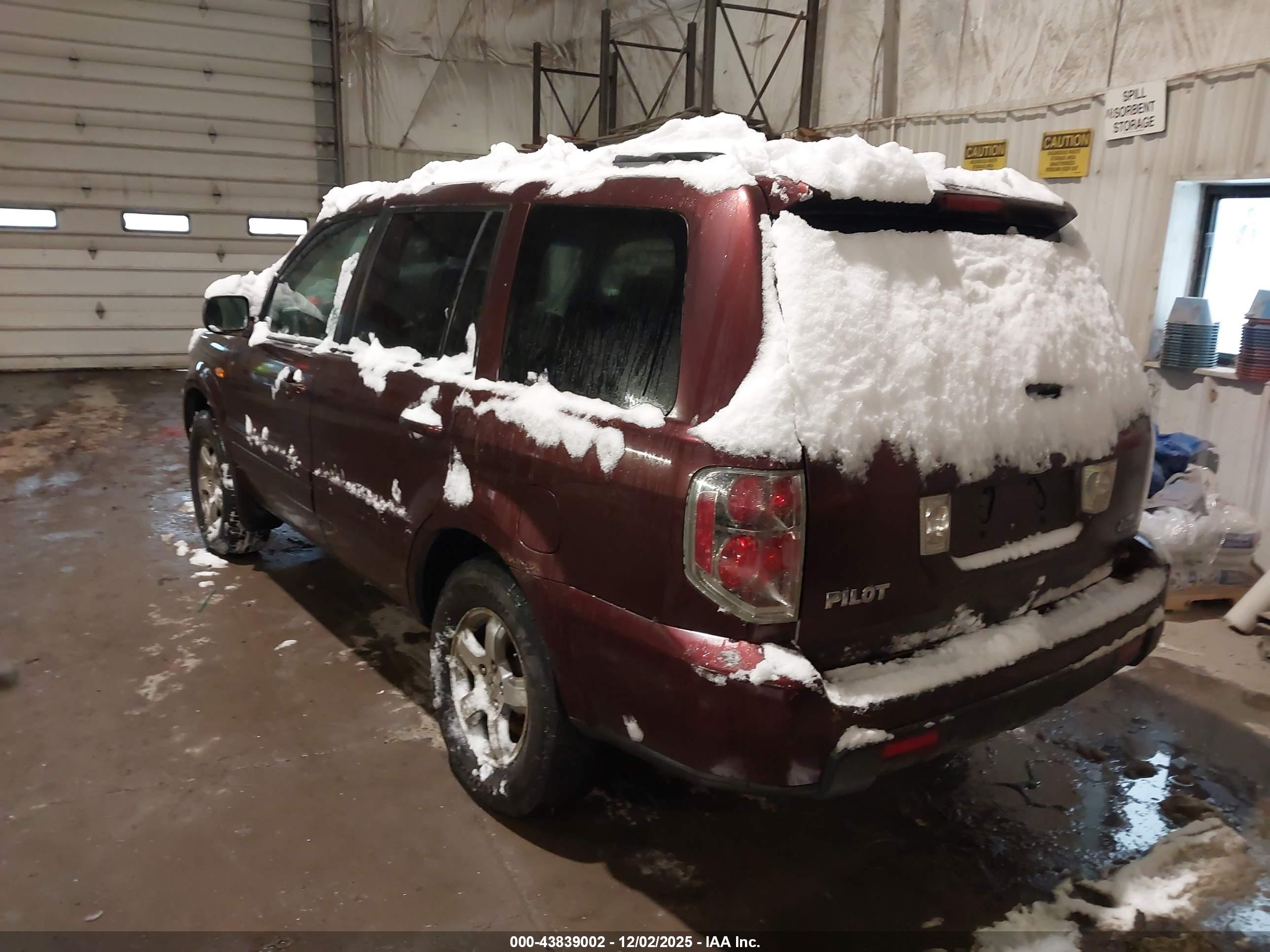HONDA PILOT image 3