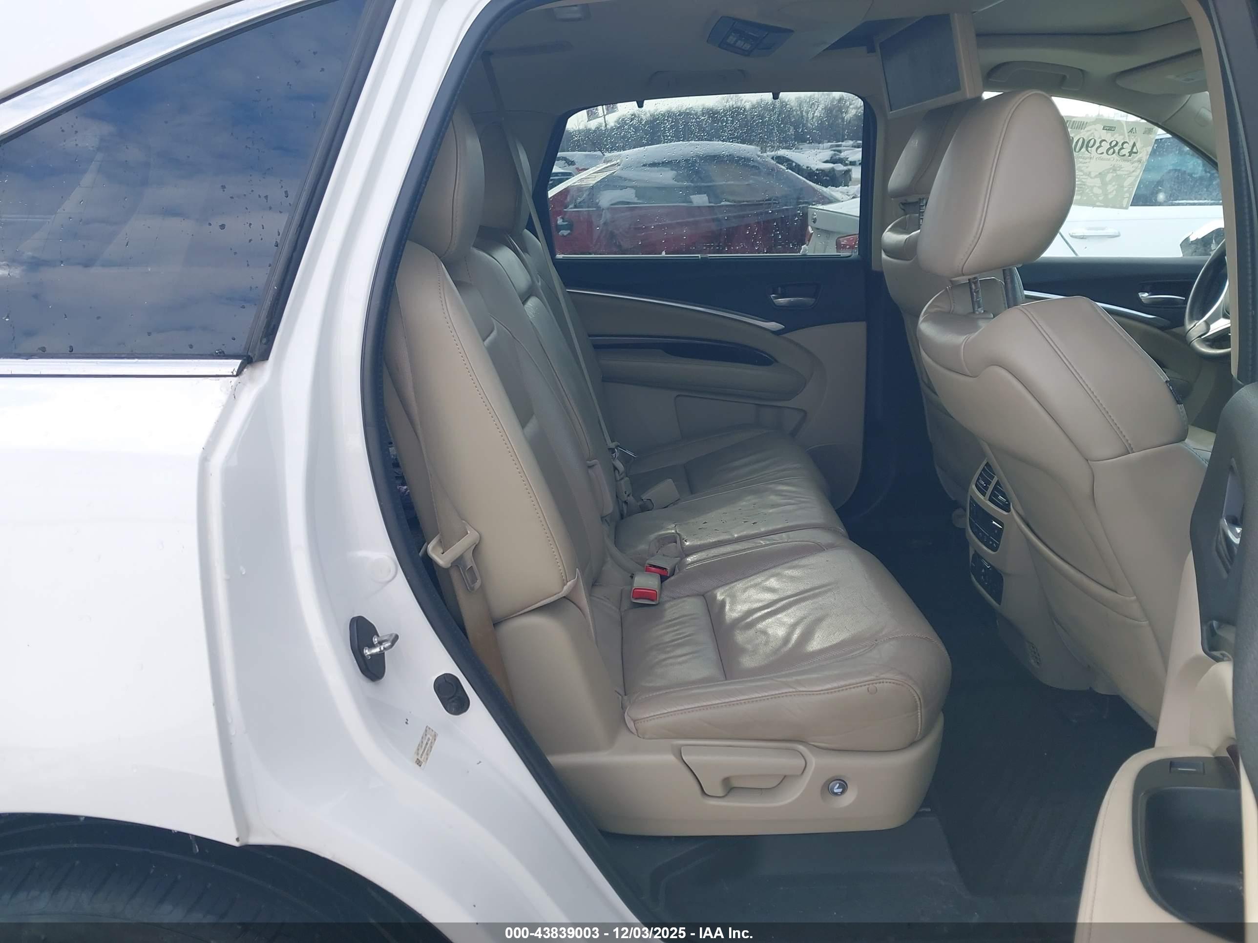 ACURA MDX image 8