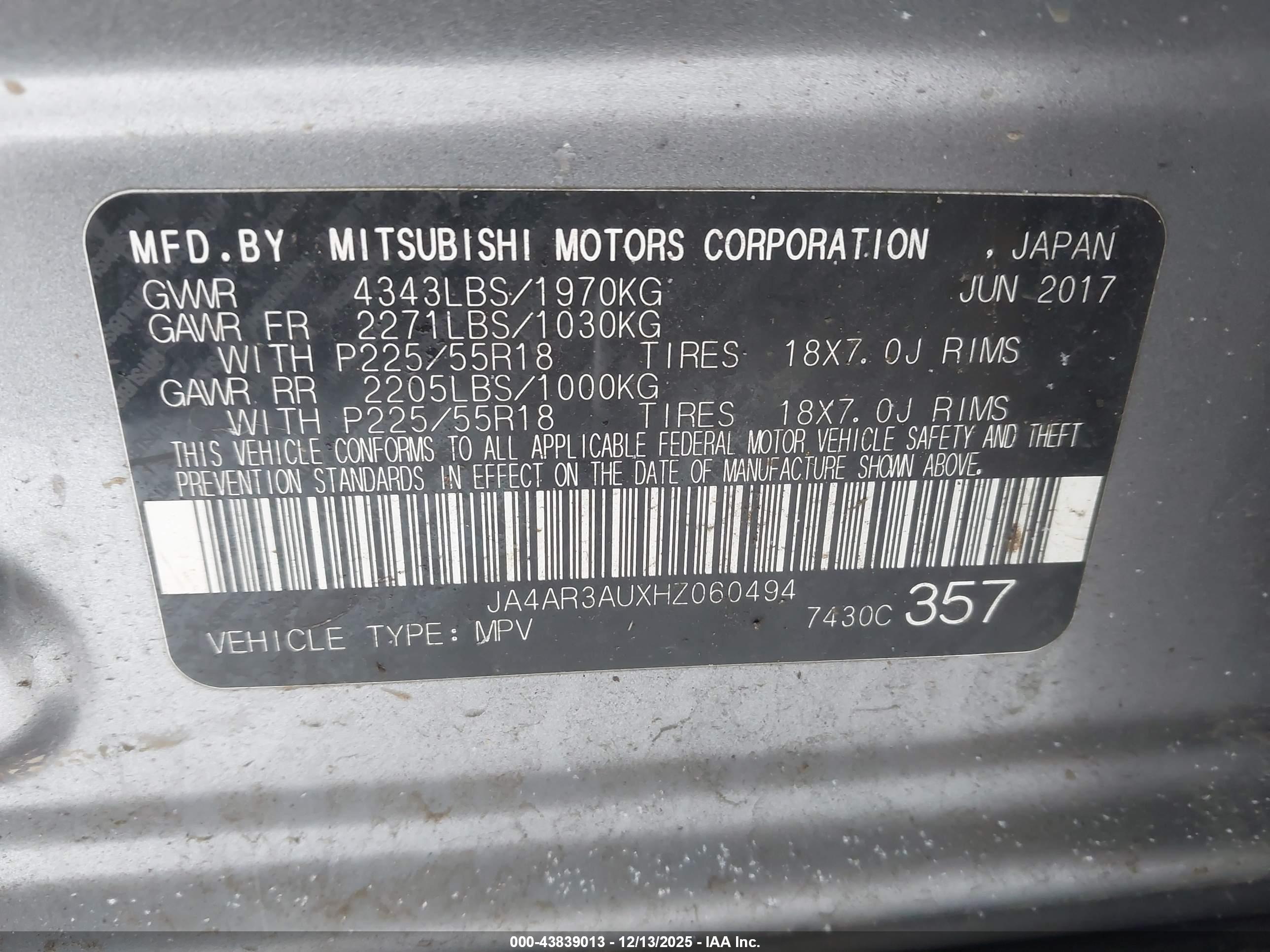 MITSUBISHI OUTLANDER image 9