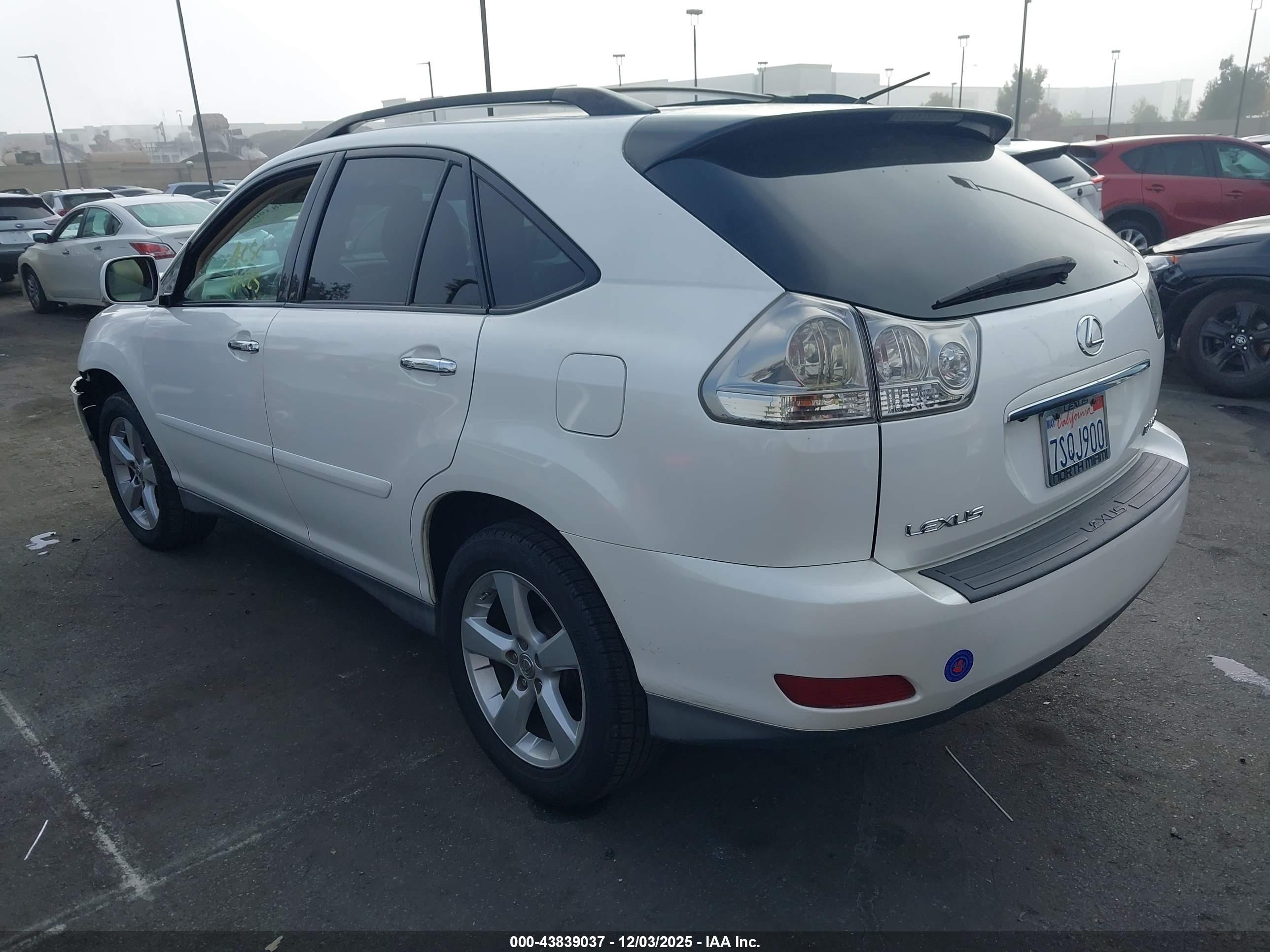 LEXUS RX image 3