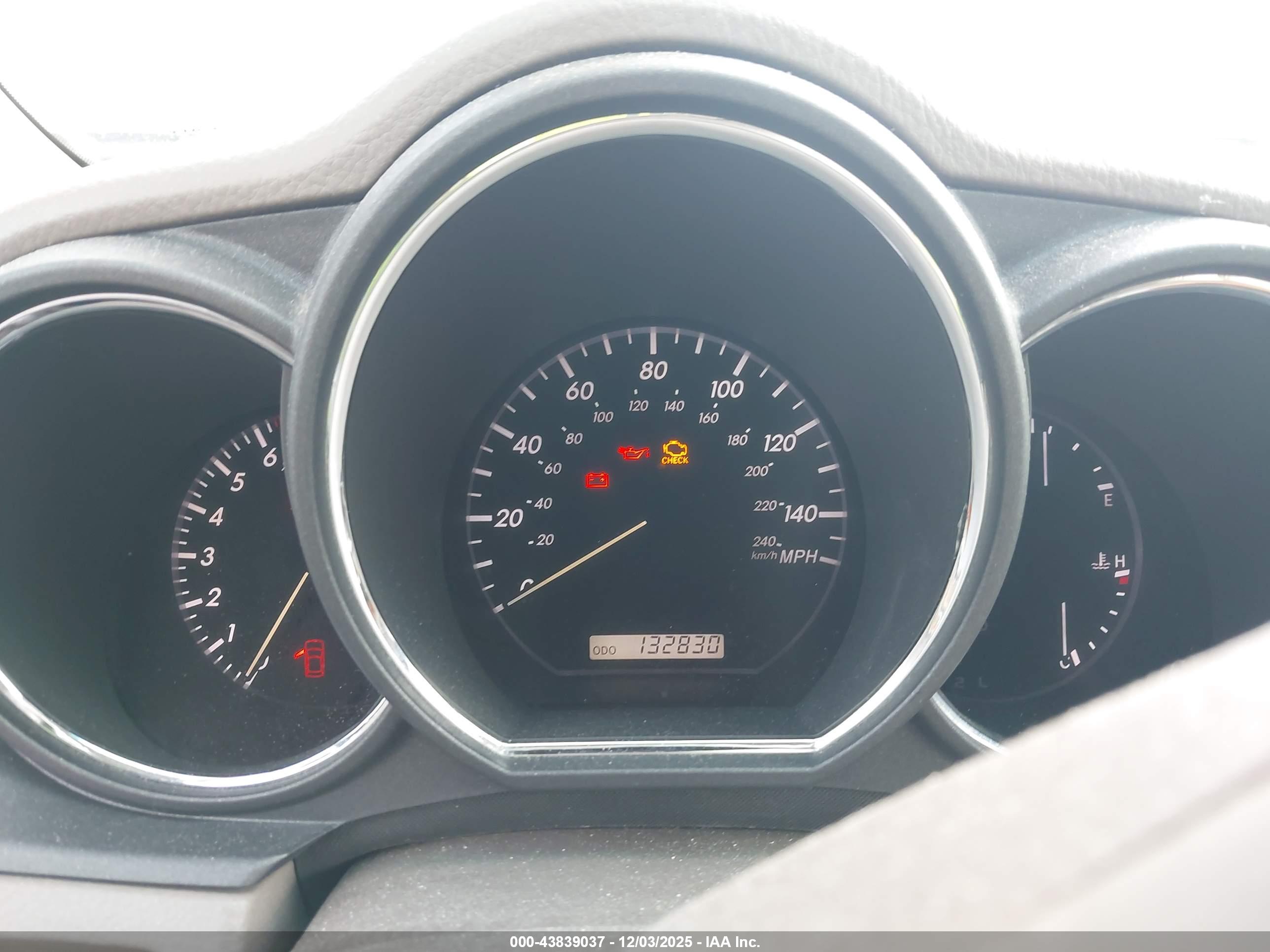 LEXUS RX image 7