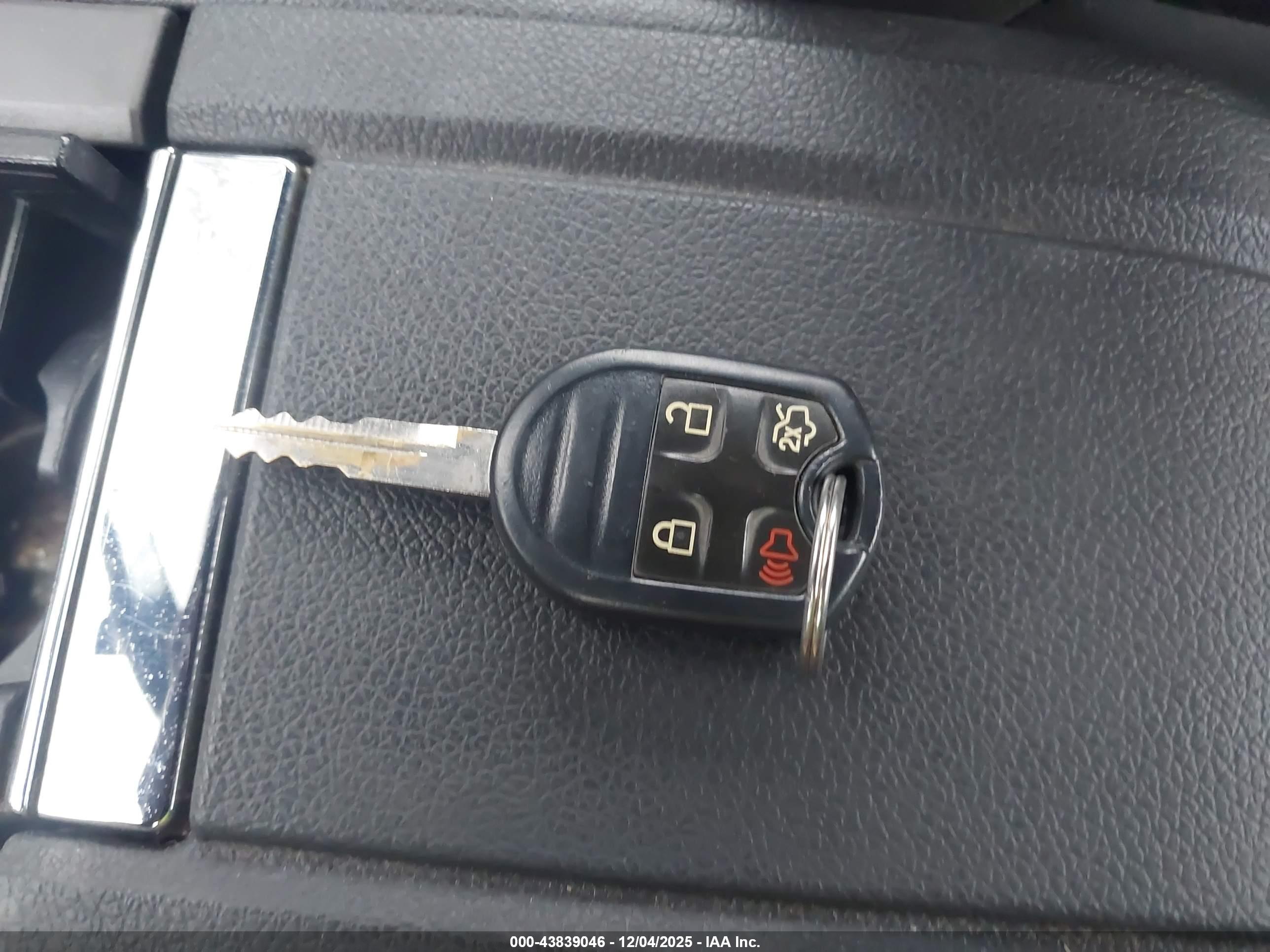FORD MUSTANG image 11