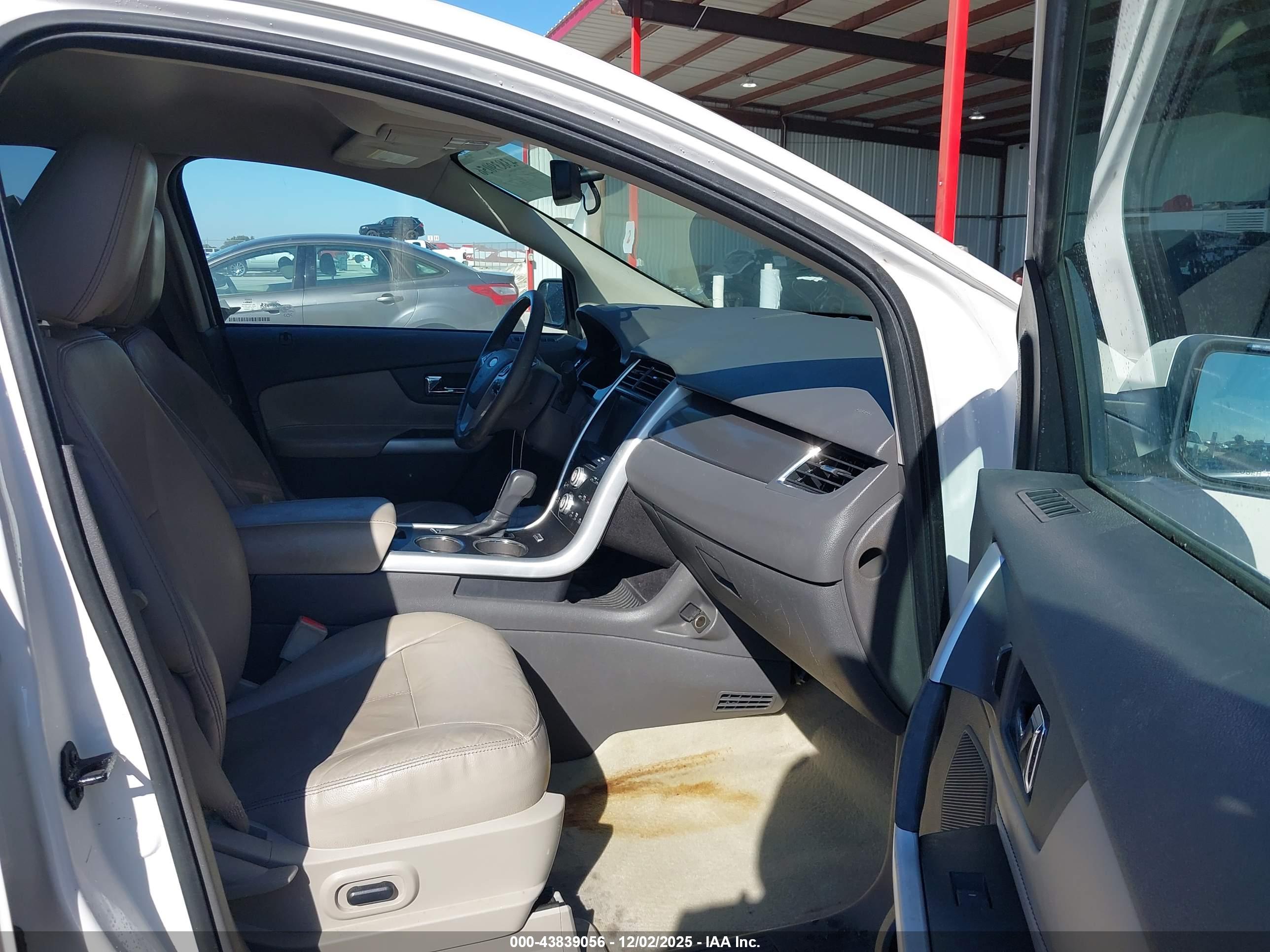 FORD EDGE image 5