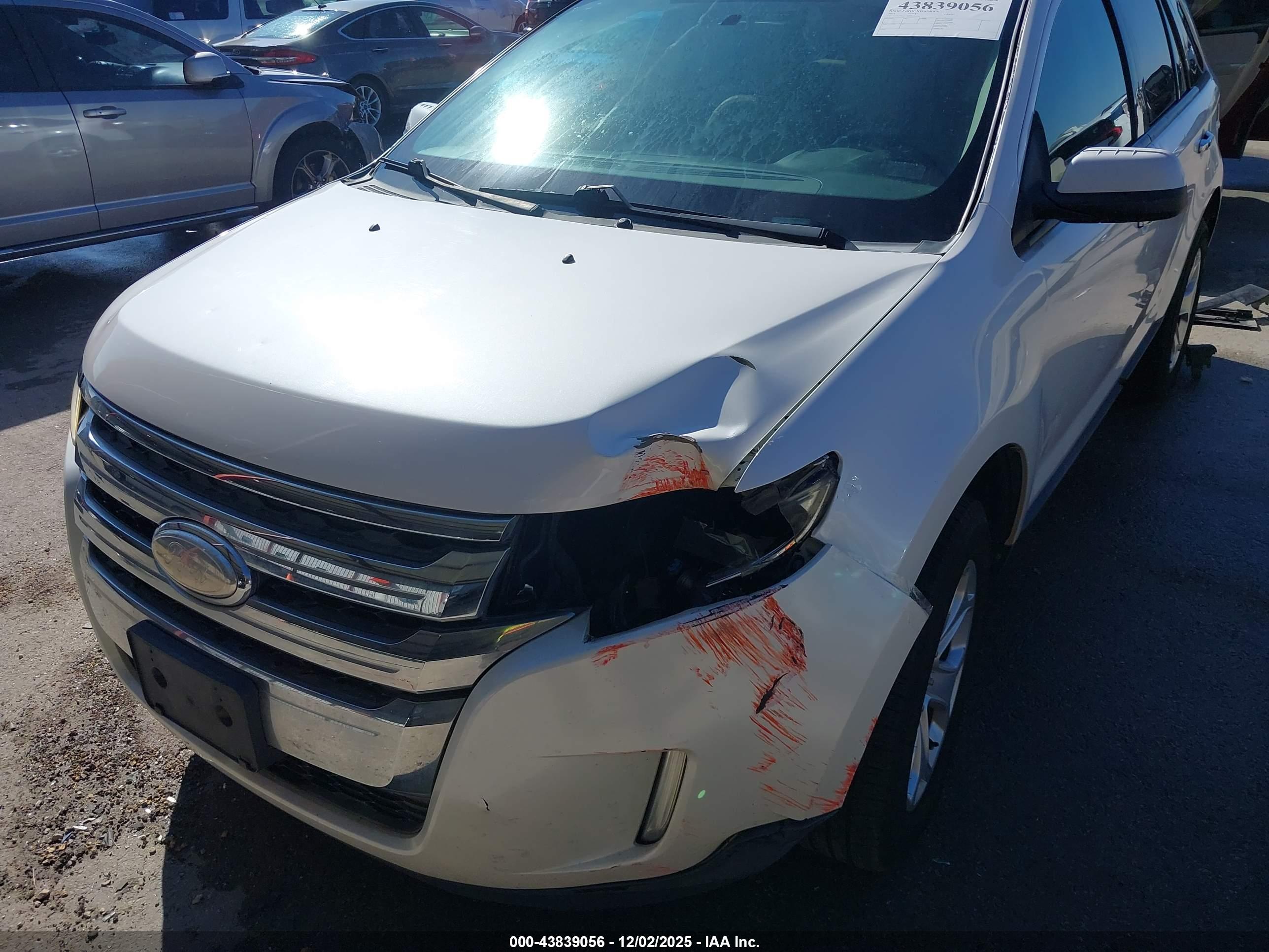 FORD EDGE image 6