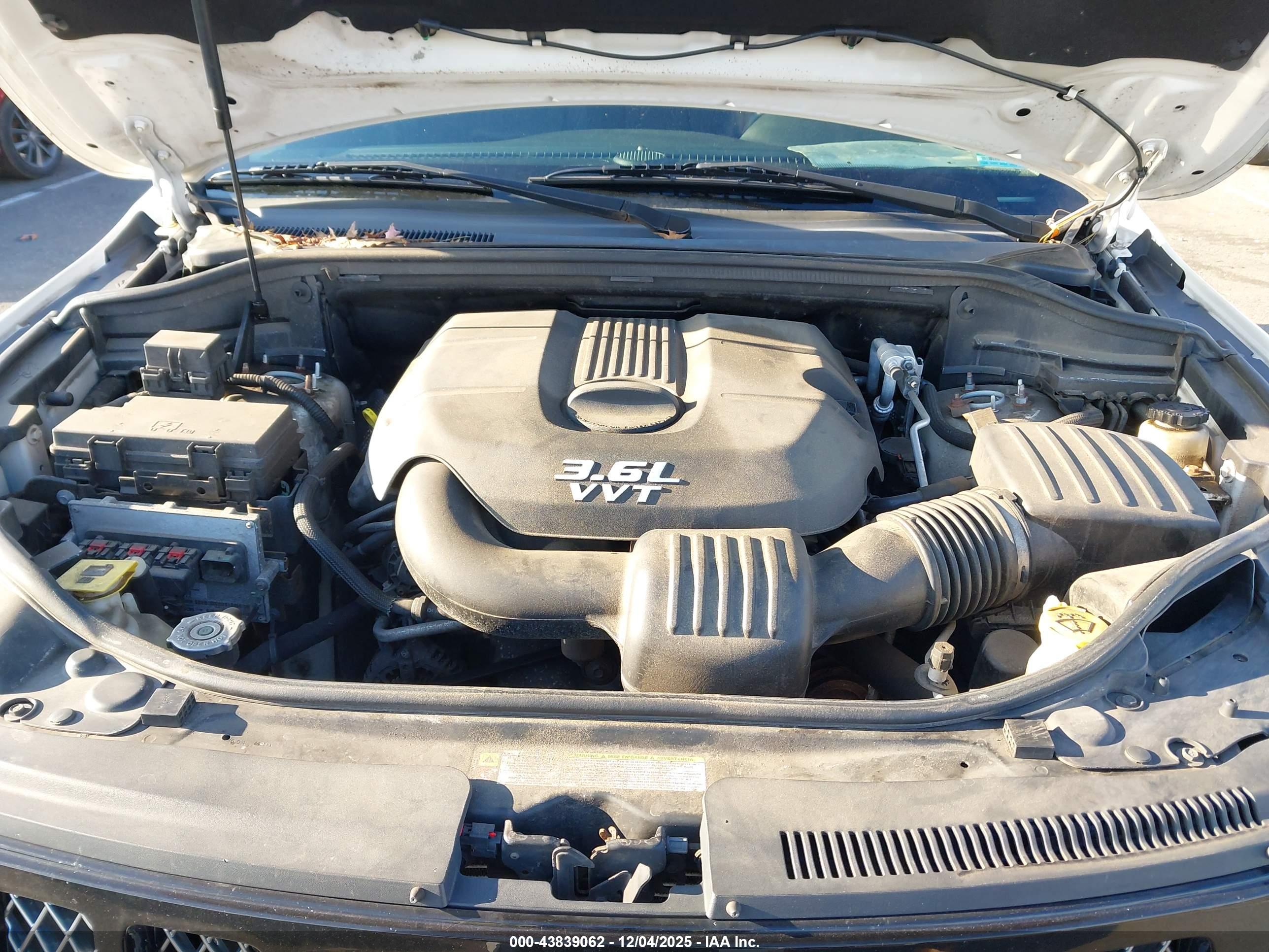 JEEP GRAND image 10