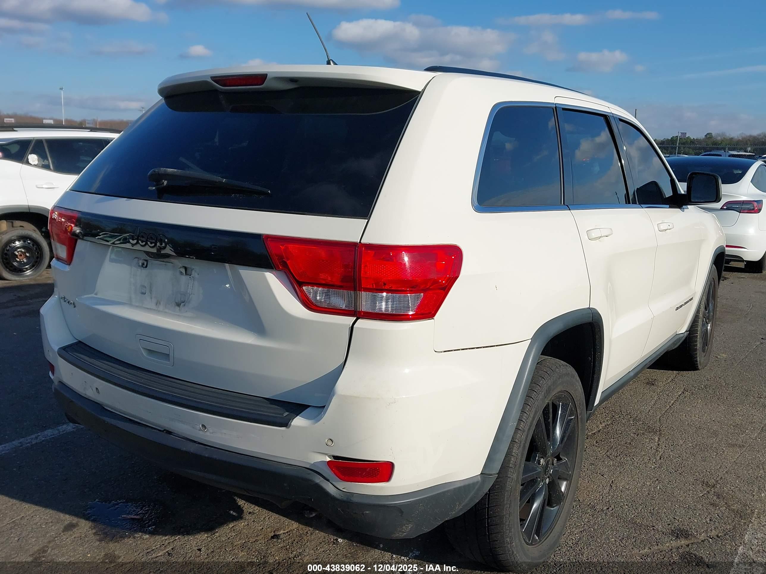 JEEP GRAND image 4