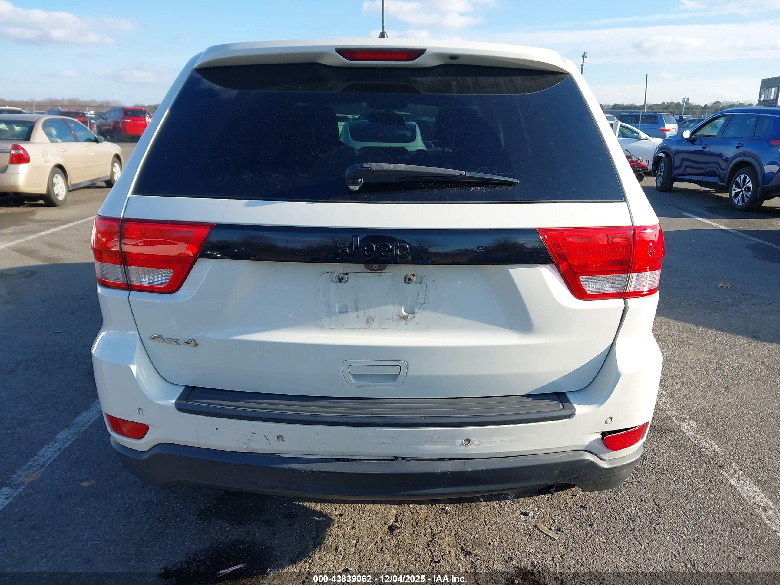 JEEP GRAND image 6