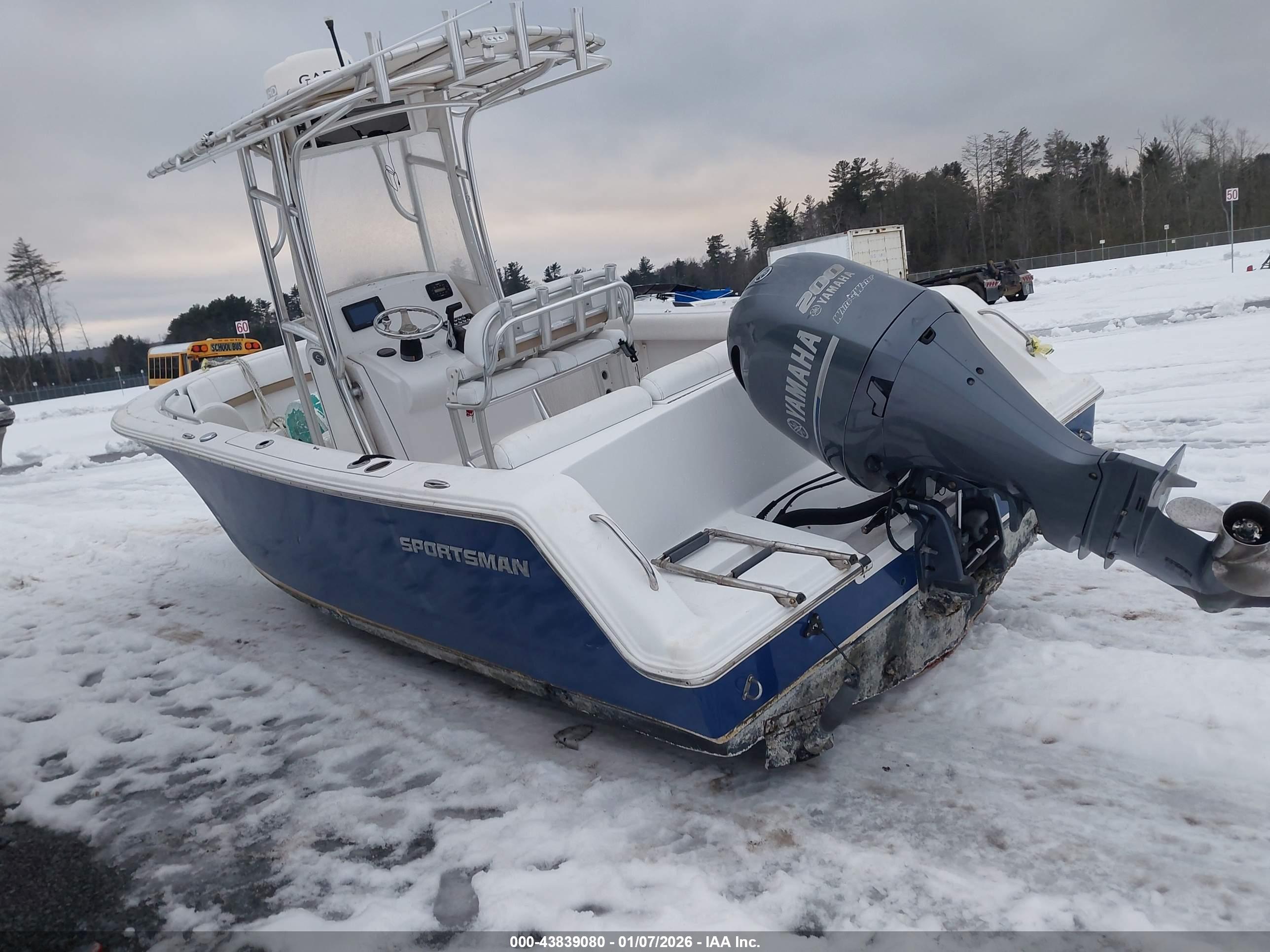 SPORTCRAFT BOAT image 3