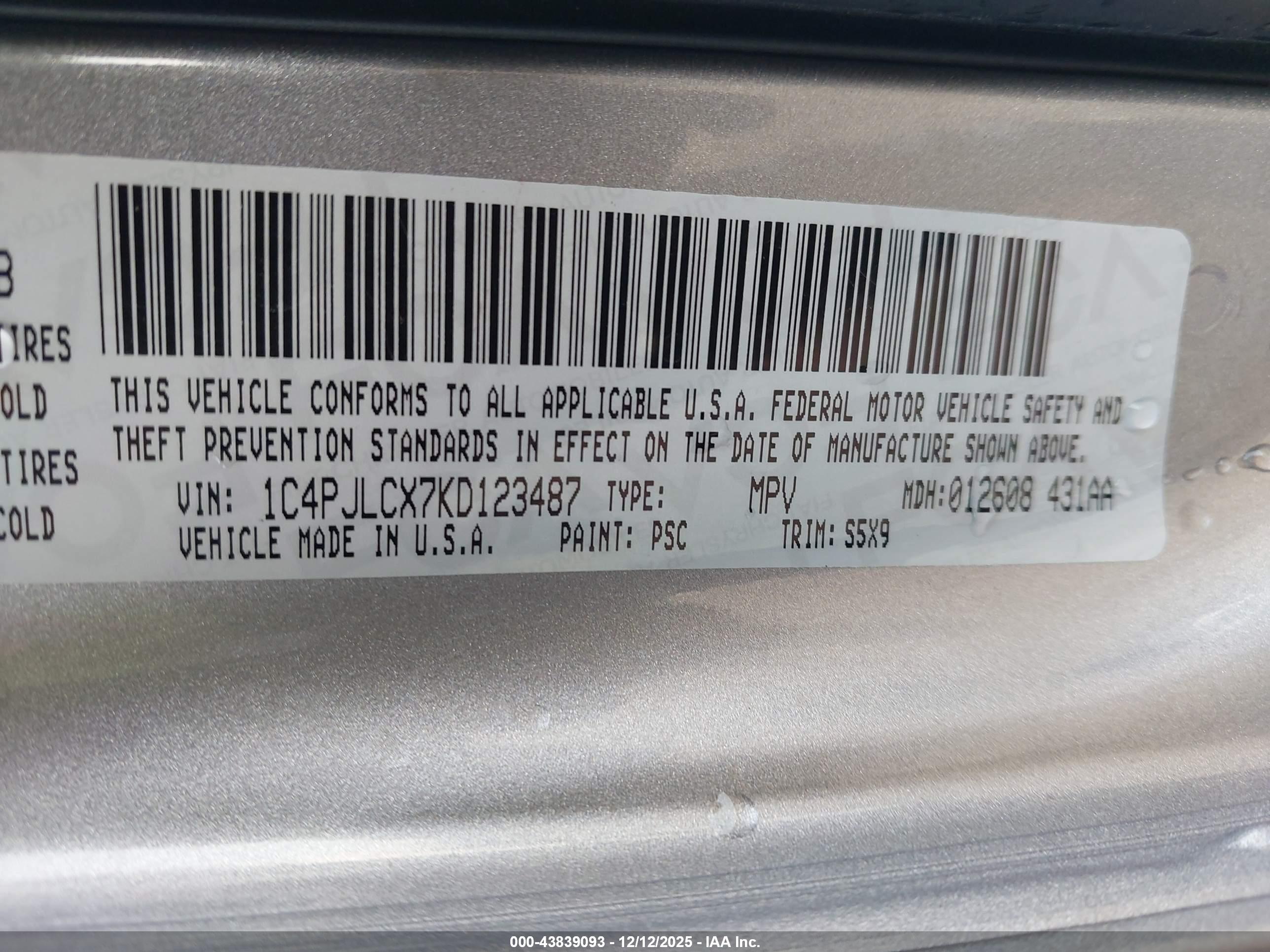 JEEP CHEROKEE image 9