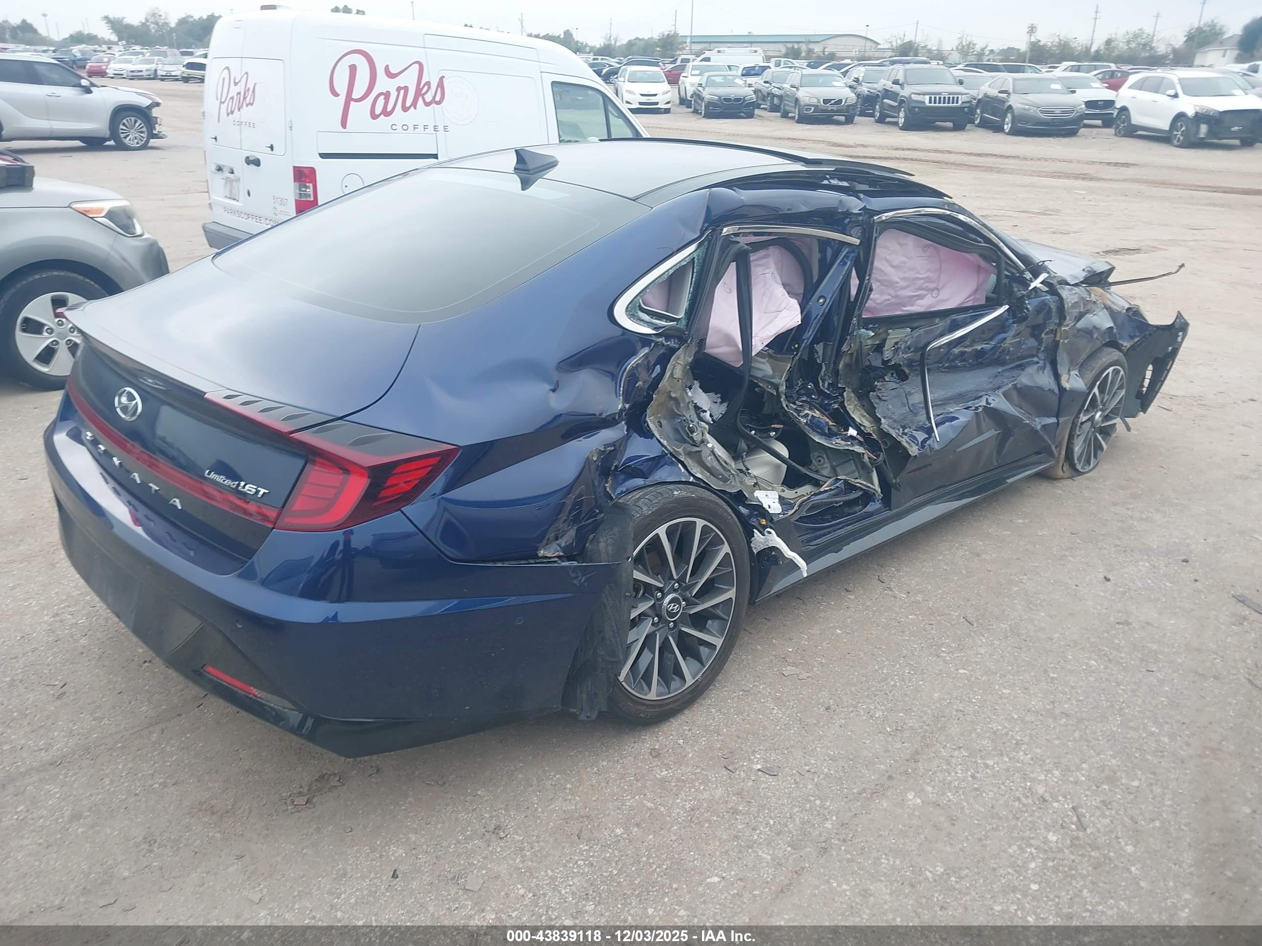 HYUNDAI SONATA image 4