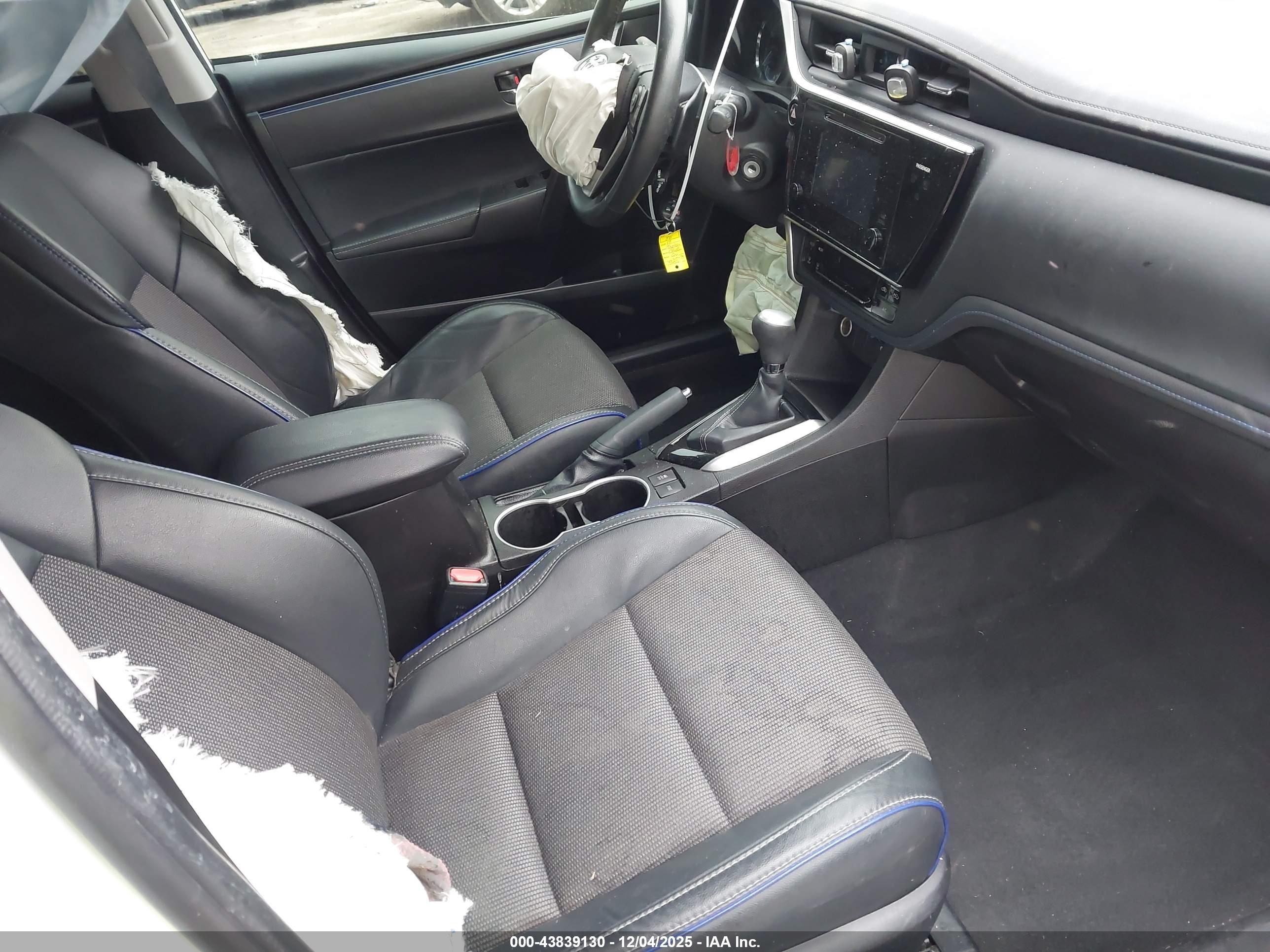 TOYOTA COROLLA image 5