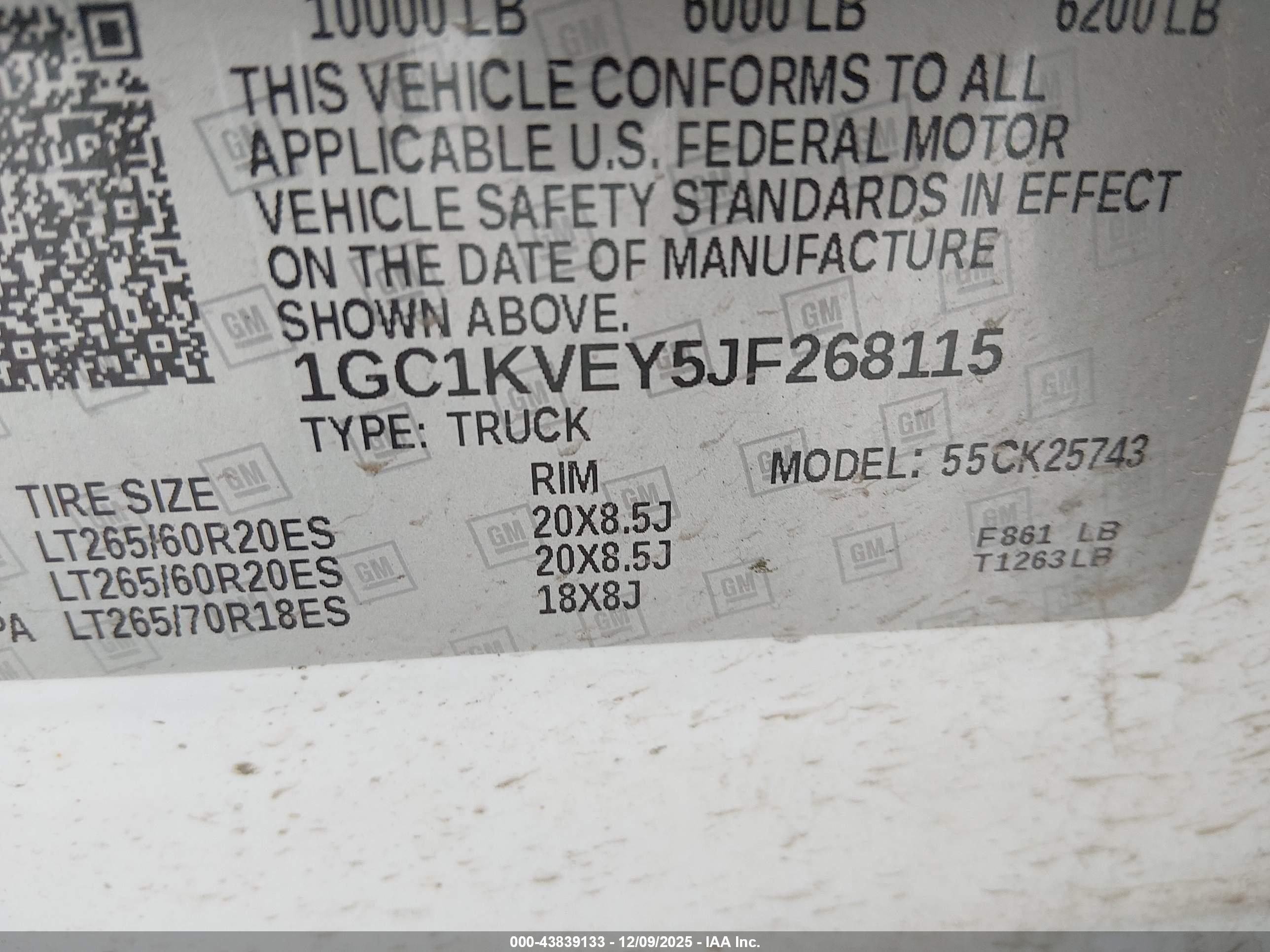 CHEVROLET SILVERADO image 9