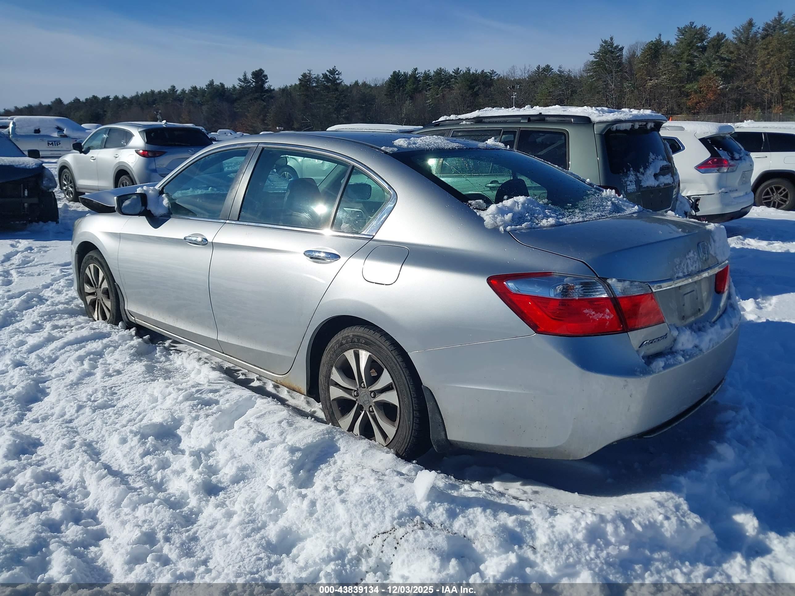 HONDA ACCORD image 3
