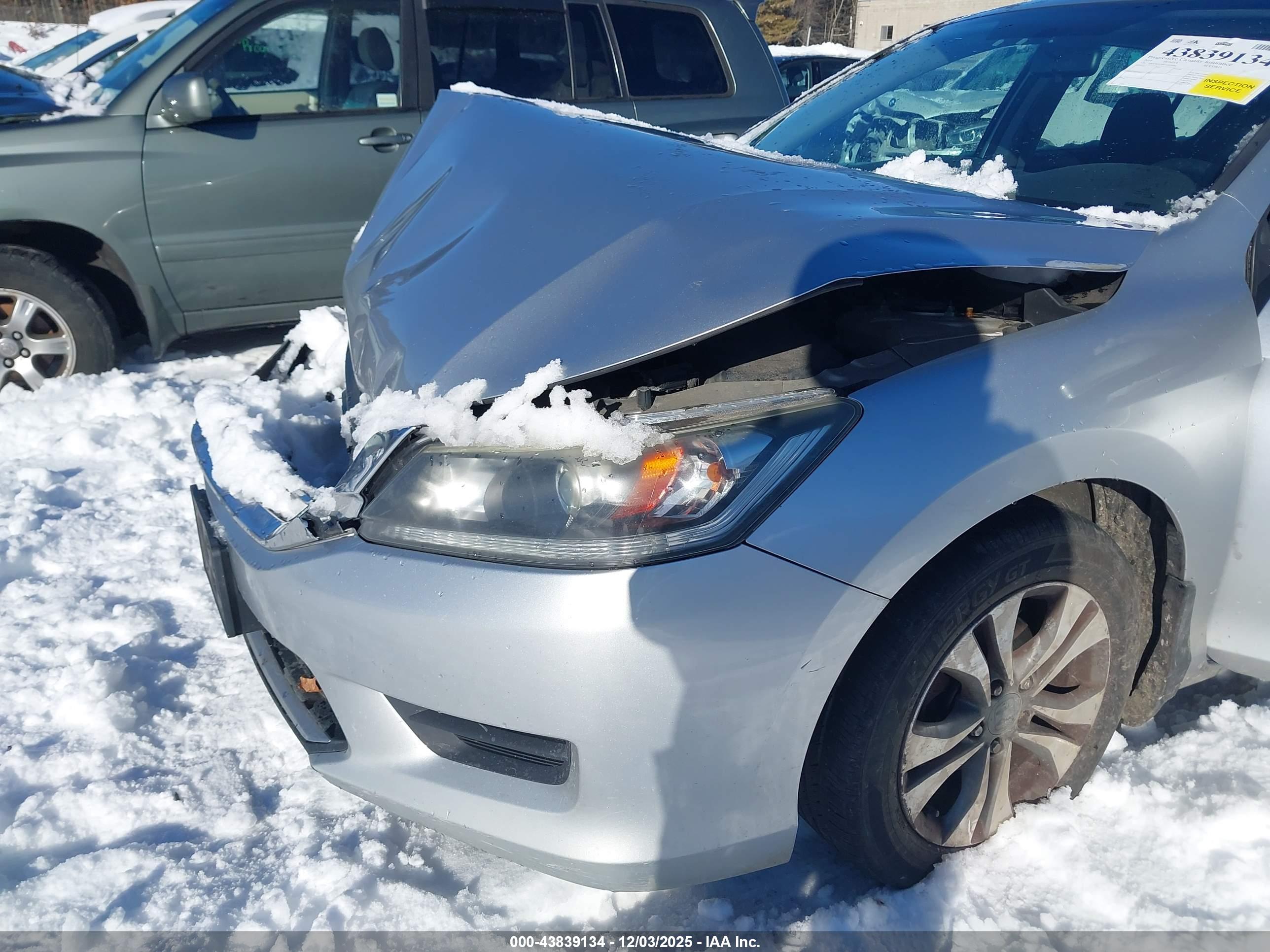 HONDA ACCORD image 6
