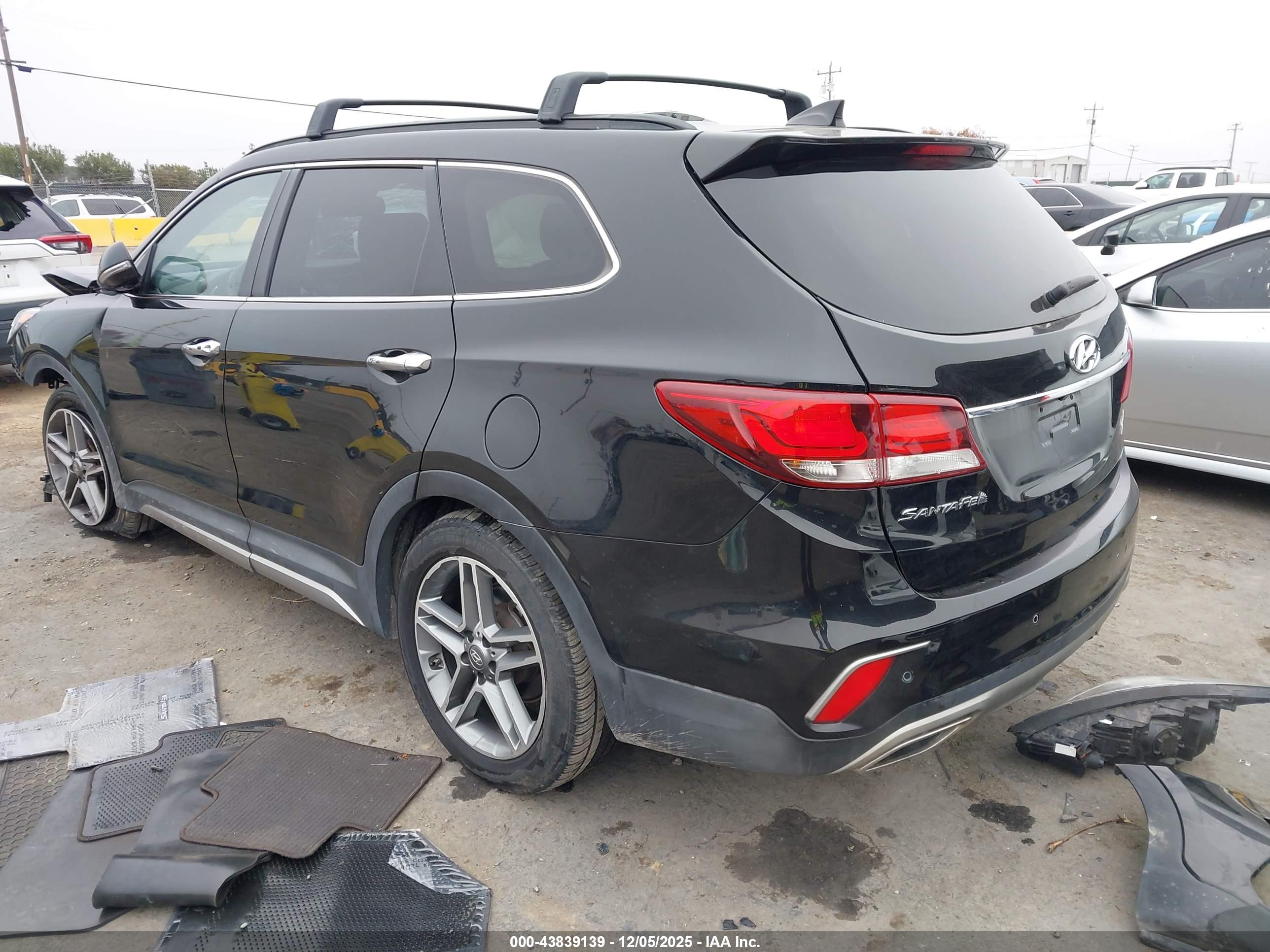 HYUNDAI SANTA image 3