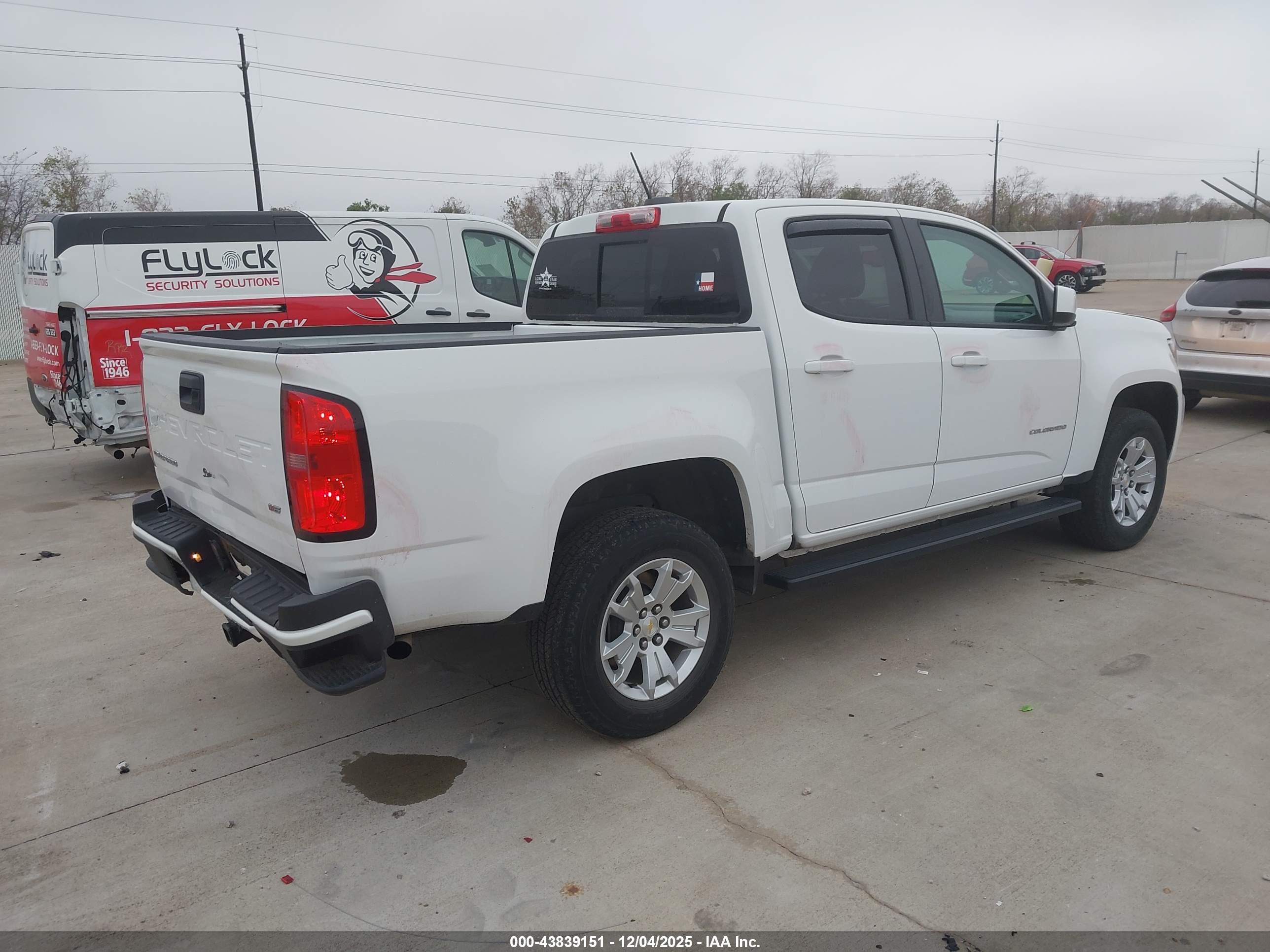 CHEVROLET COLORADO image 4