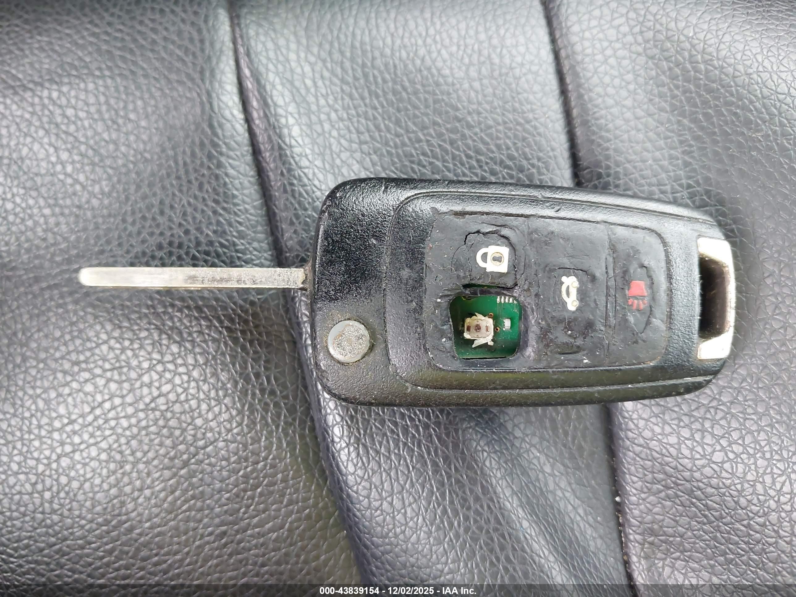 CHEVROLET CRUZE image 11