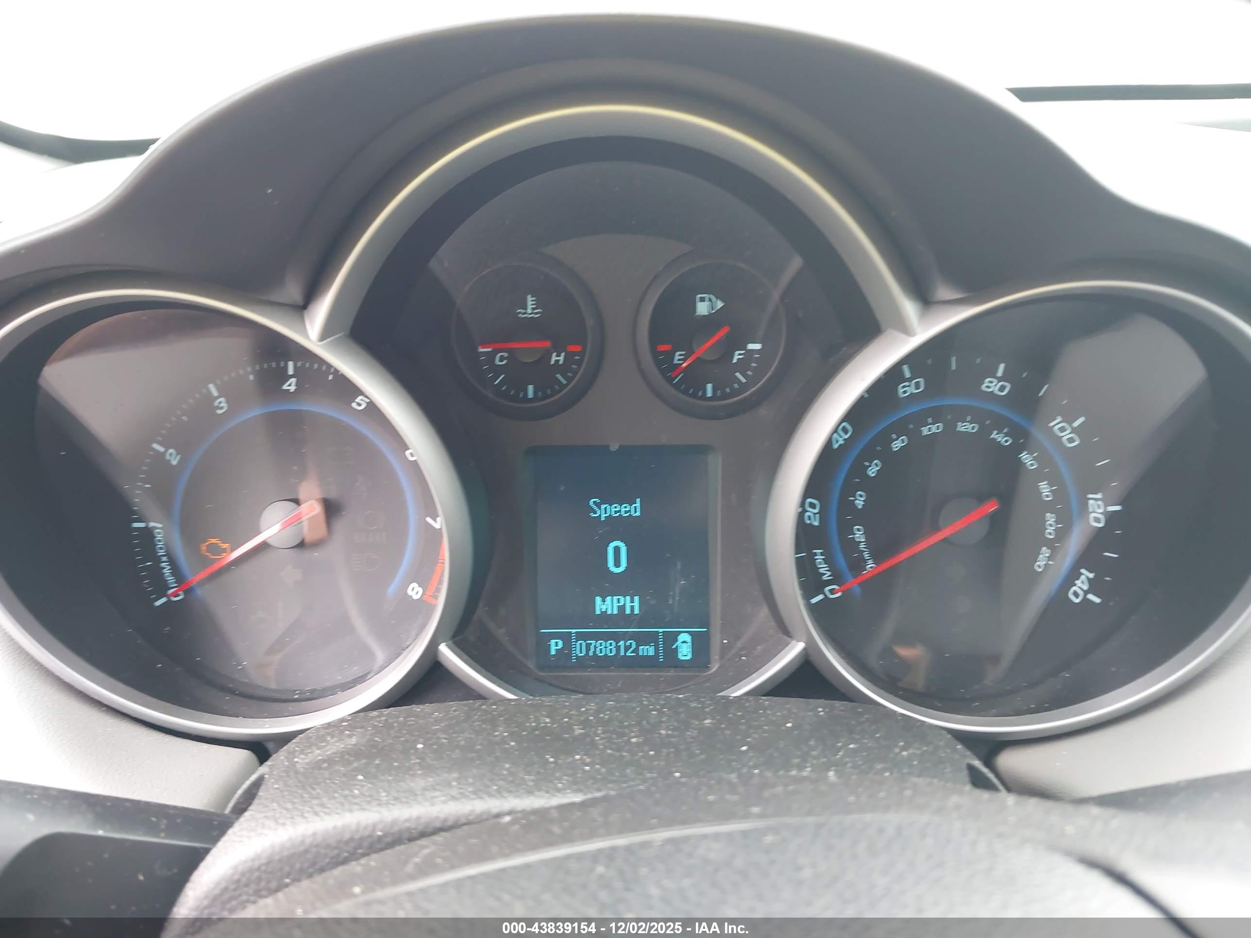 CHEVROLET CRUZE image 7