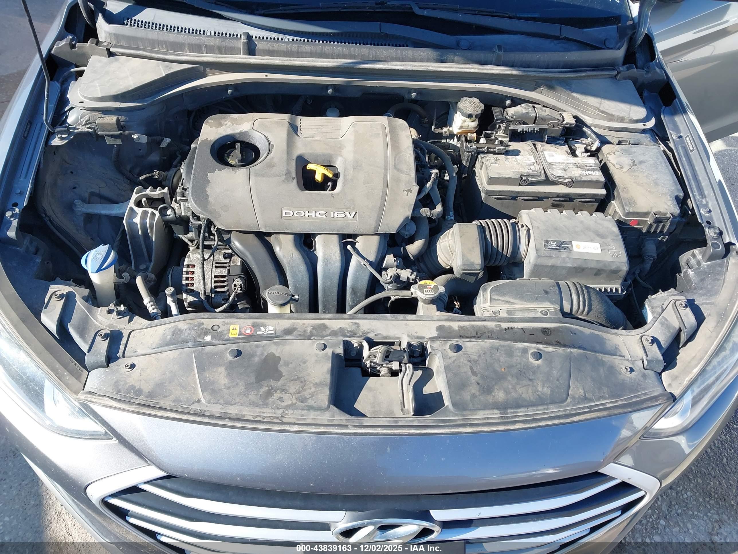 HYUNDAI ELANTRA image 10