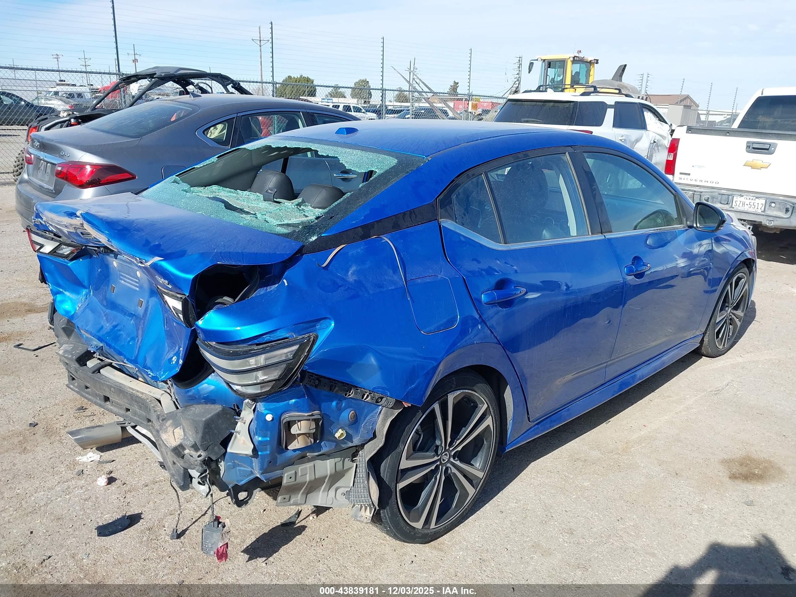 NISSAN SENTRA image 4