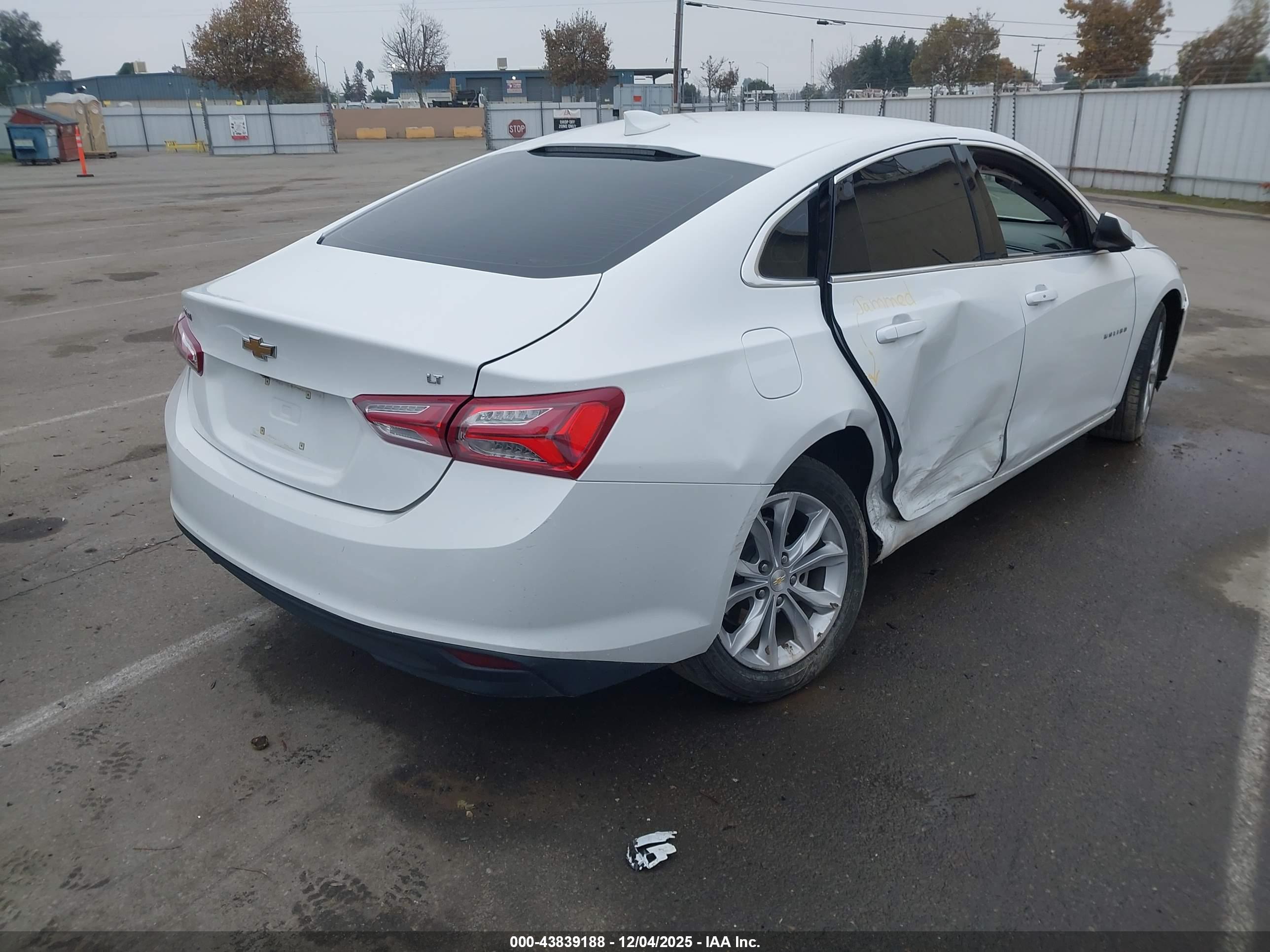 CHEVROLET MALIBU image 4