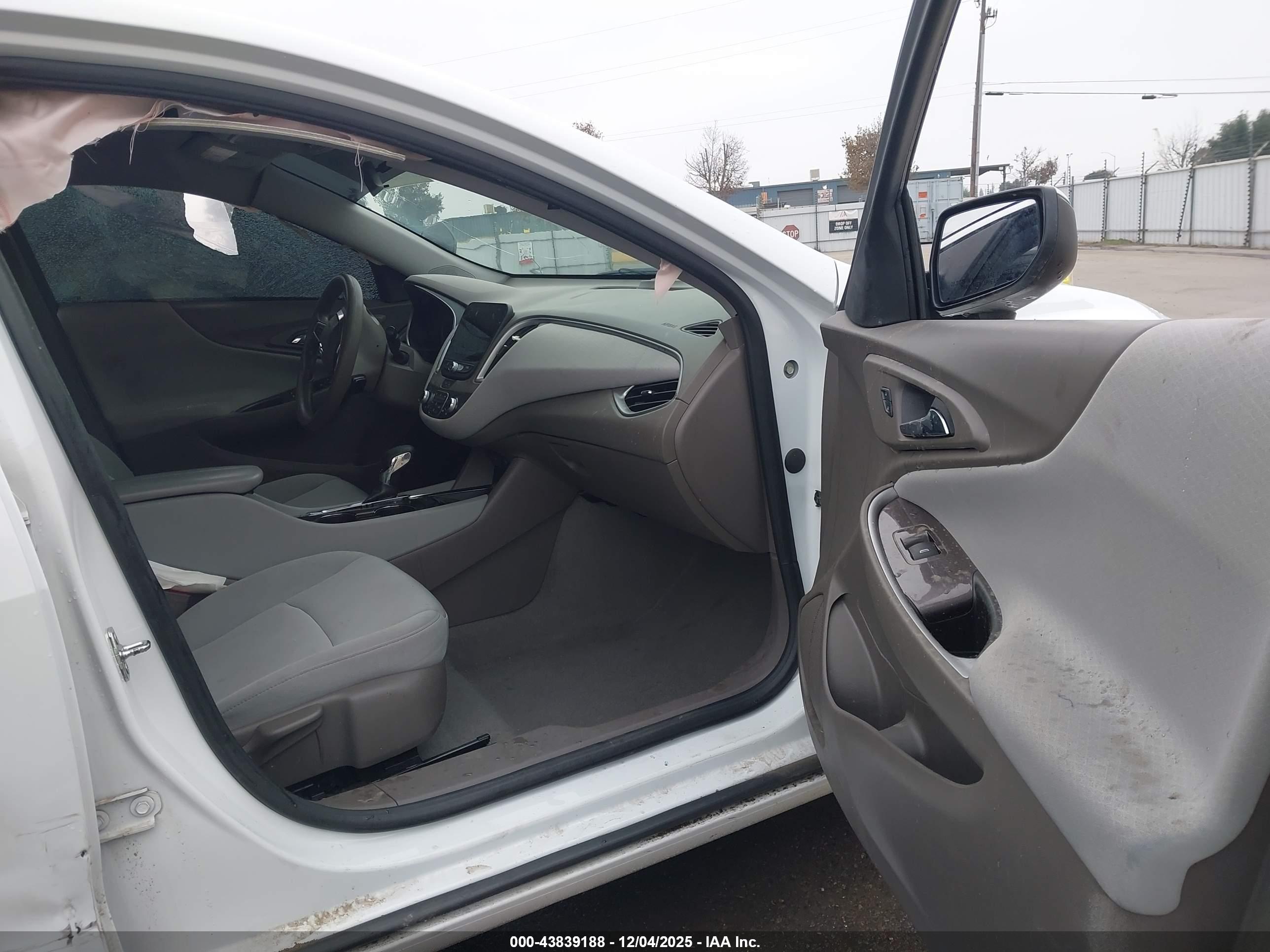 CHEVROLET MALIBU image 5