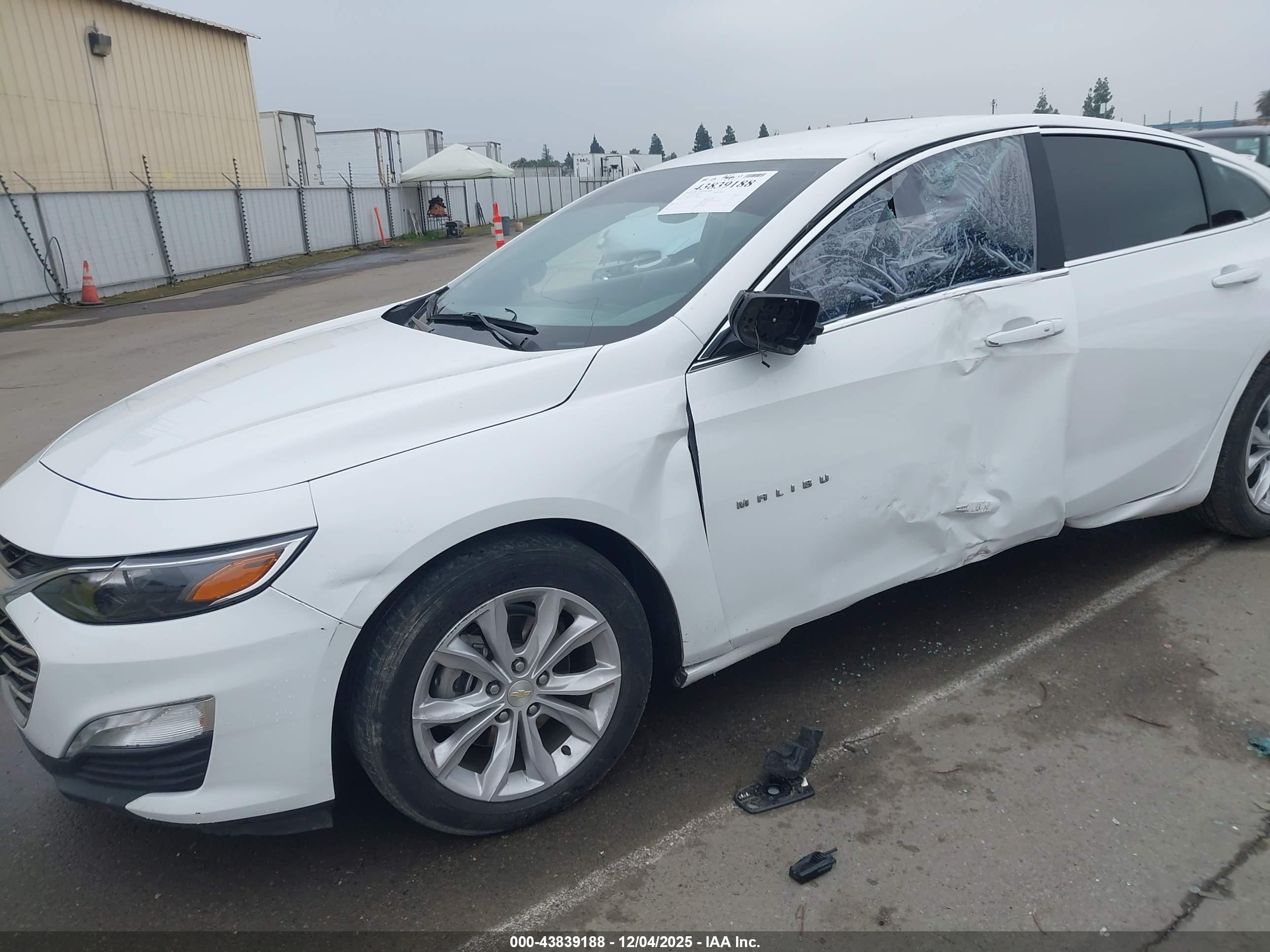 CHEVROLET MALIBU image 6