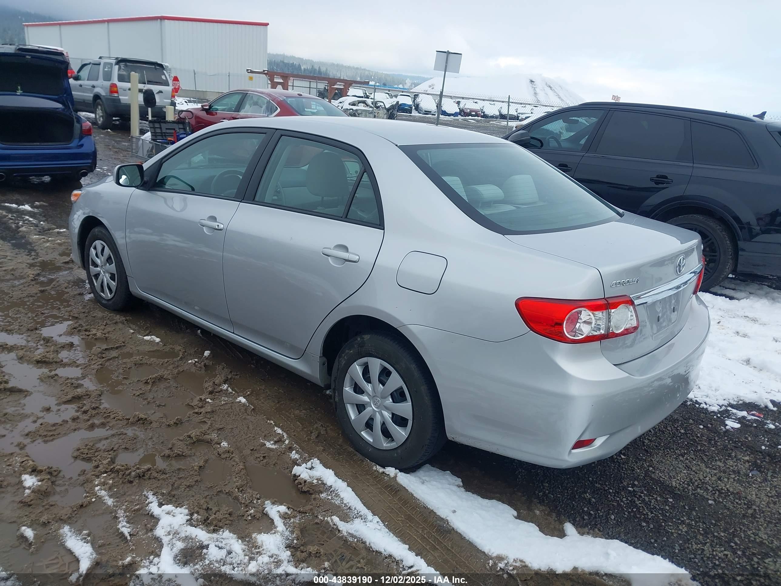TOYOTA COROLLA image 3