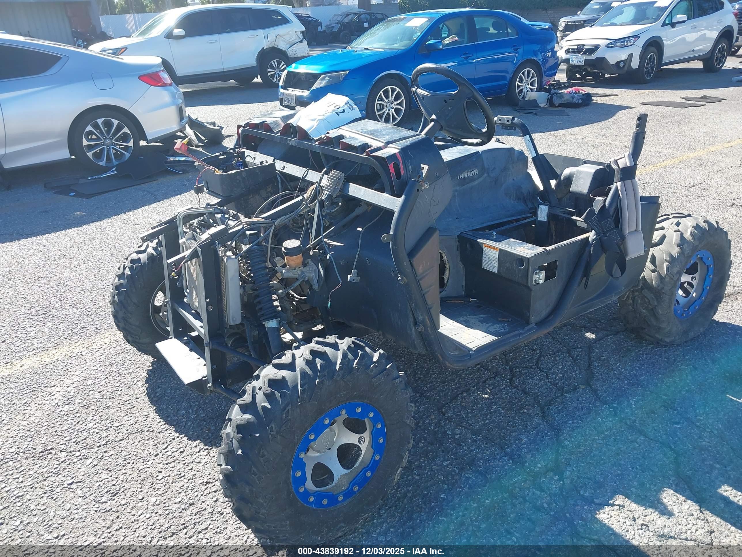 YAMAHA YXR660 image 2
