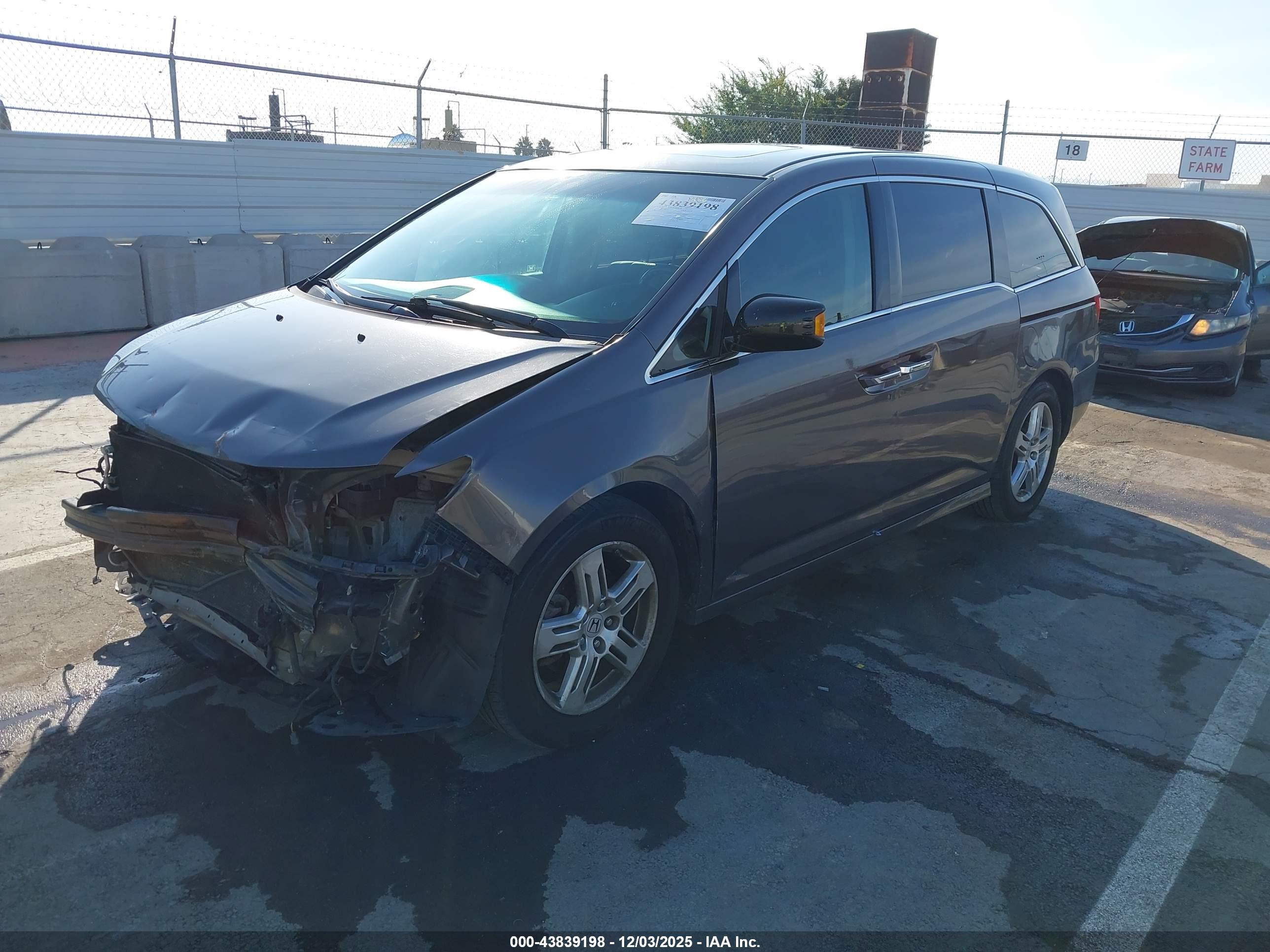 HONDA ODYSSEY image 2
