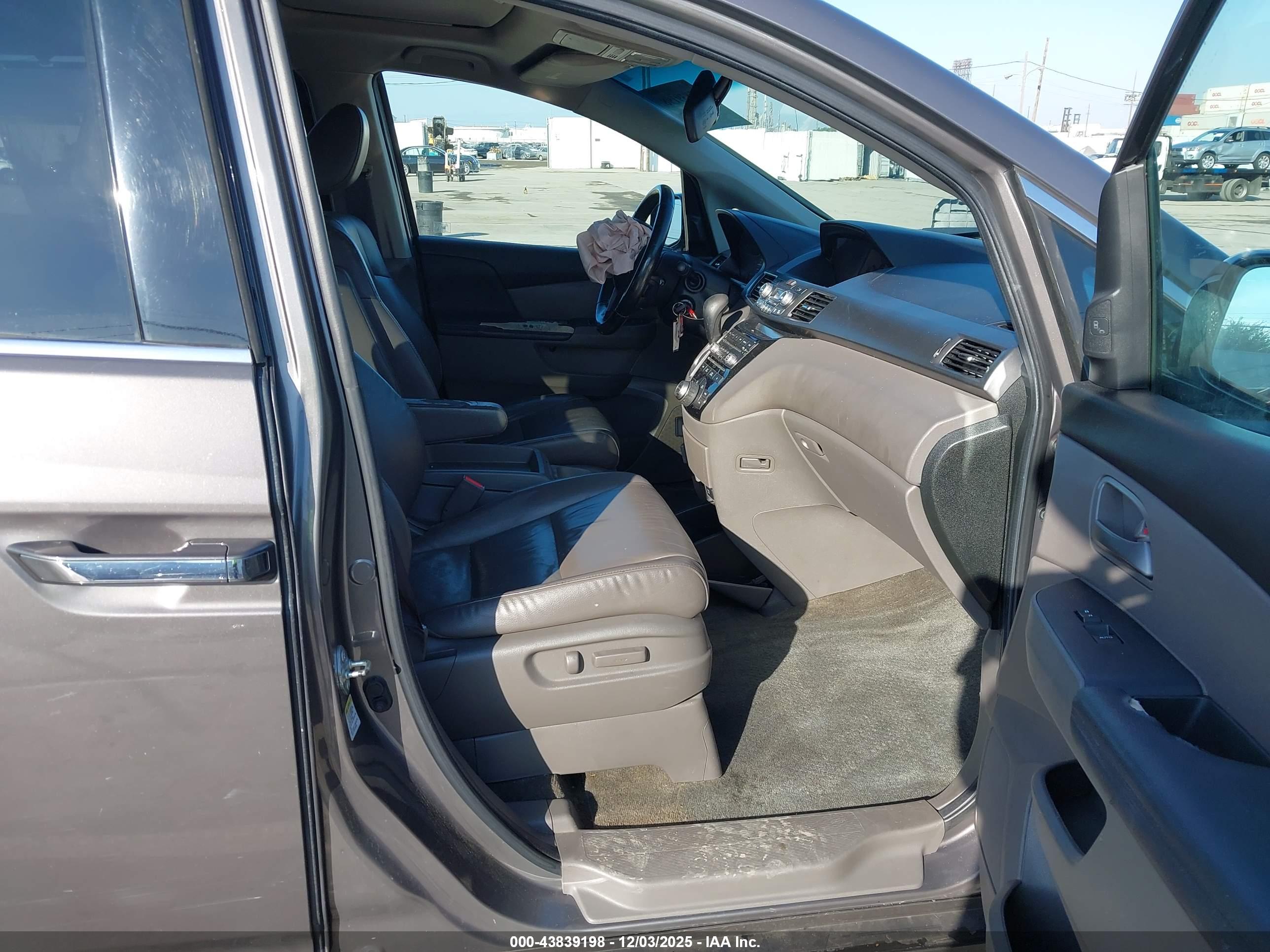 HONDA ODYSSEY image 5