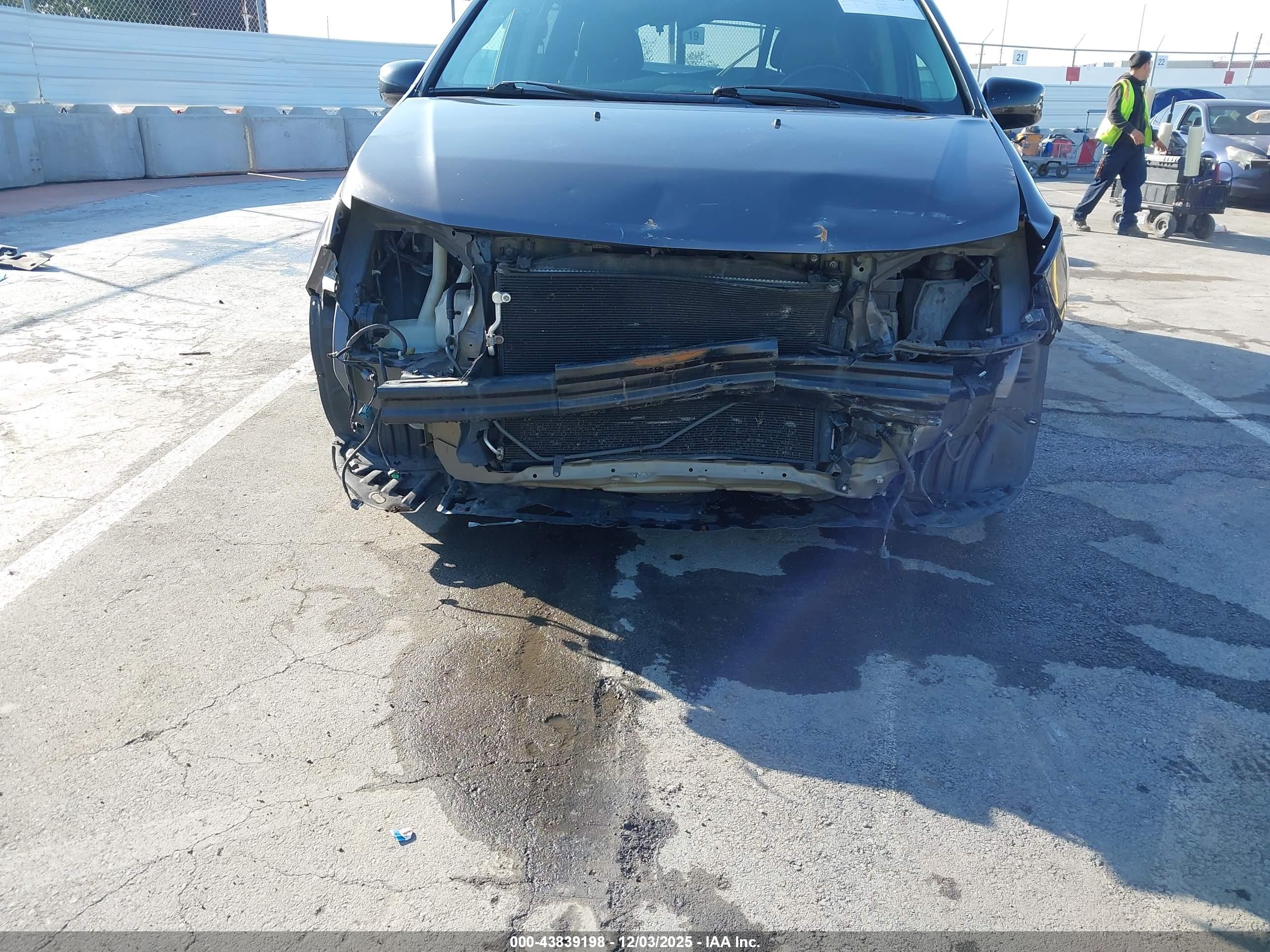 HONDA ODYSSEY image 6