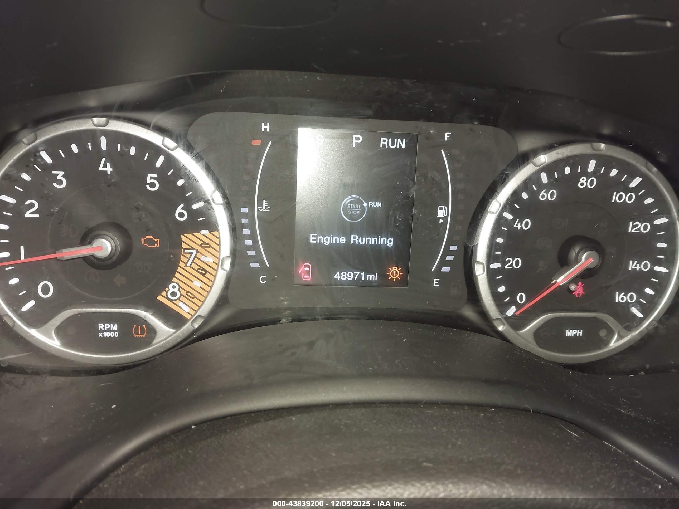 JEEP RENEGADE image 7