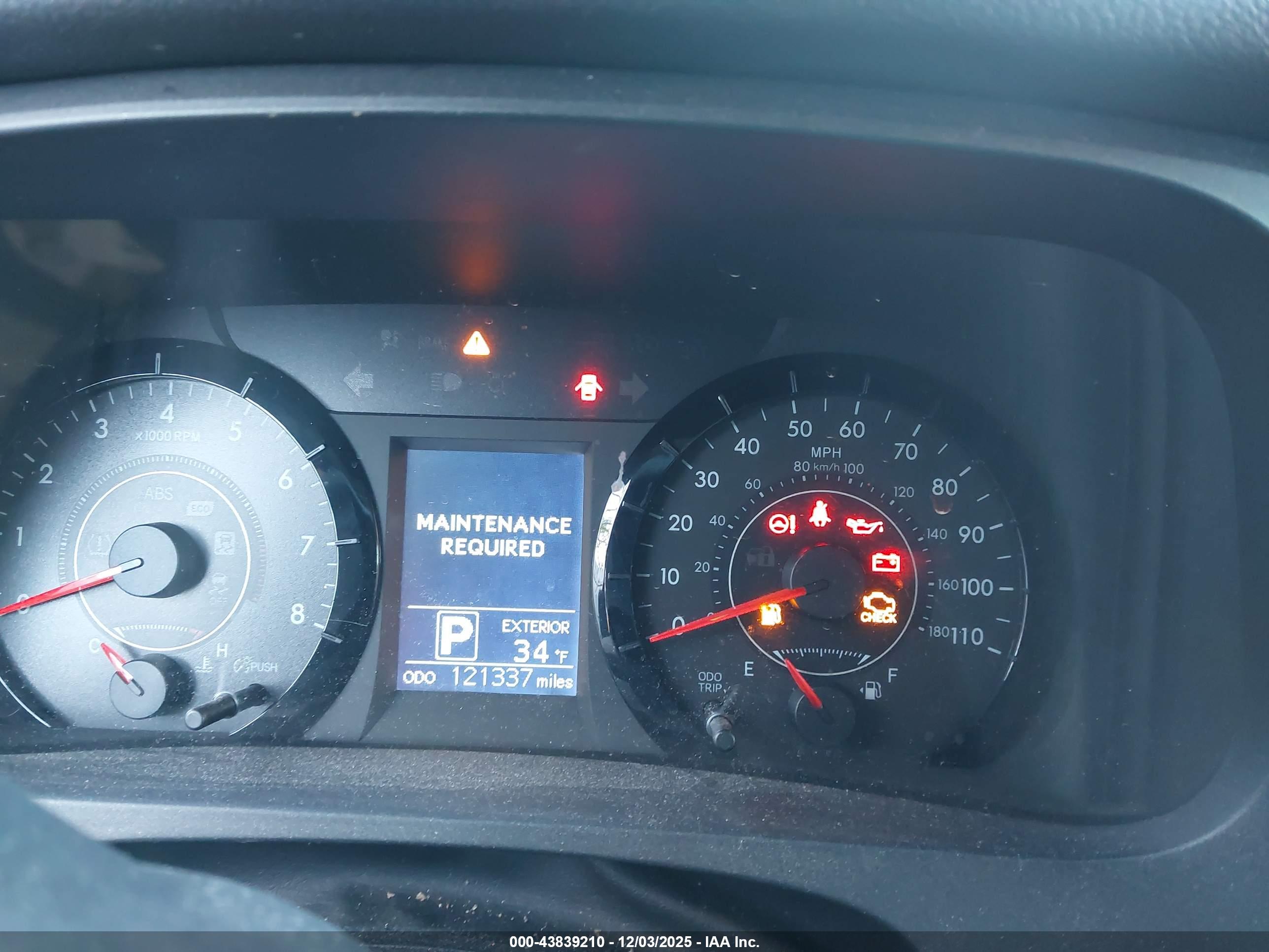 TOYOTA SIENNA image 7