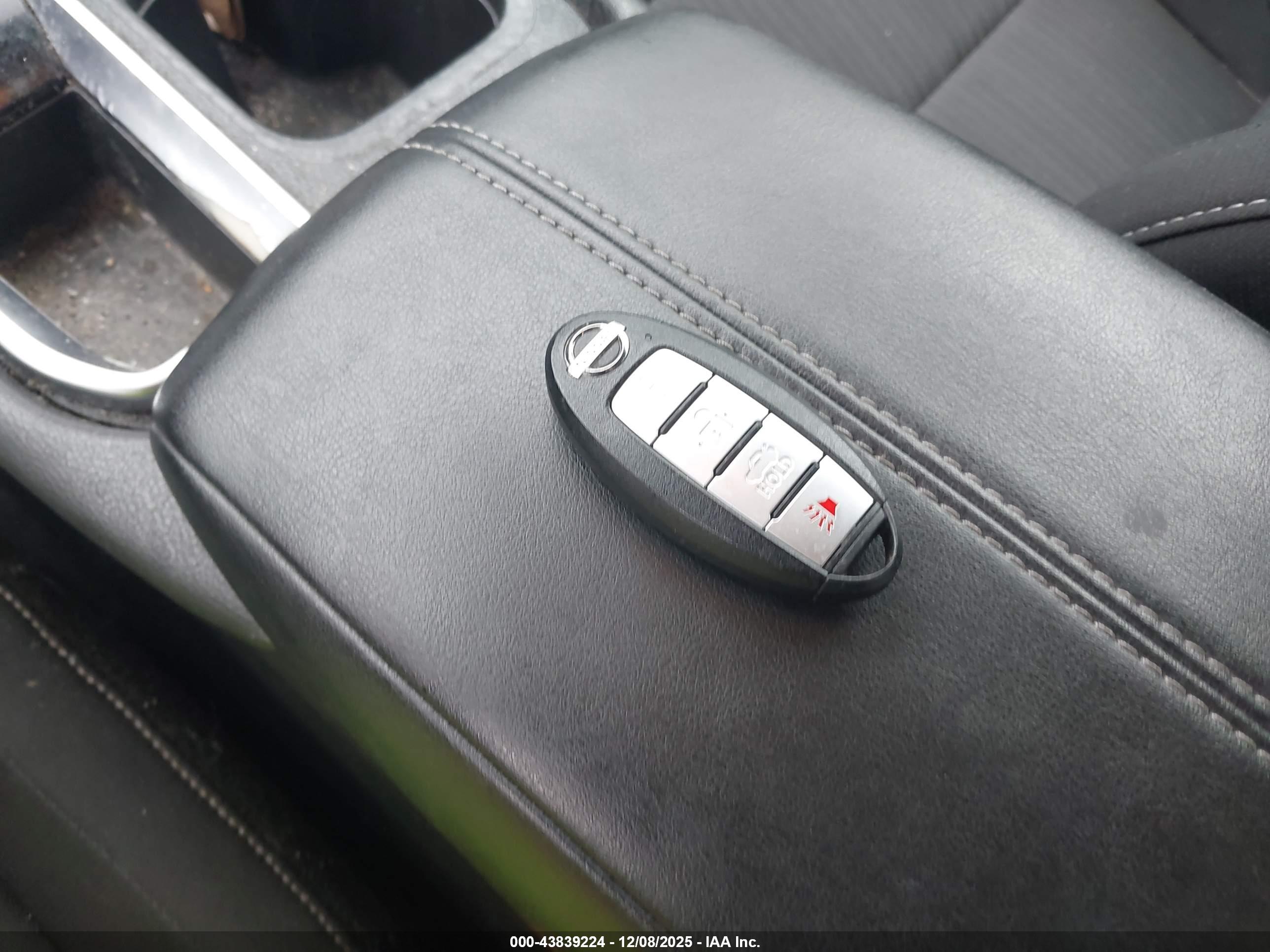NISSAN SENTRA image 11