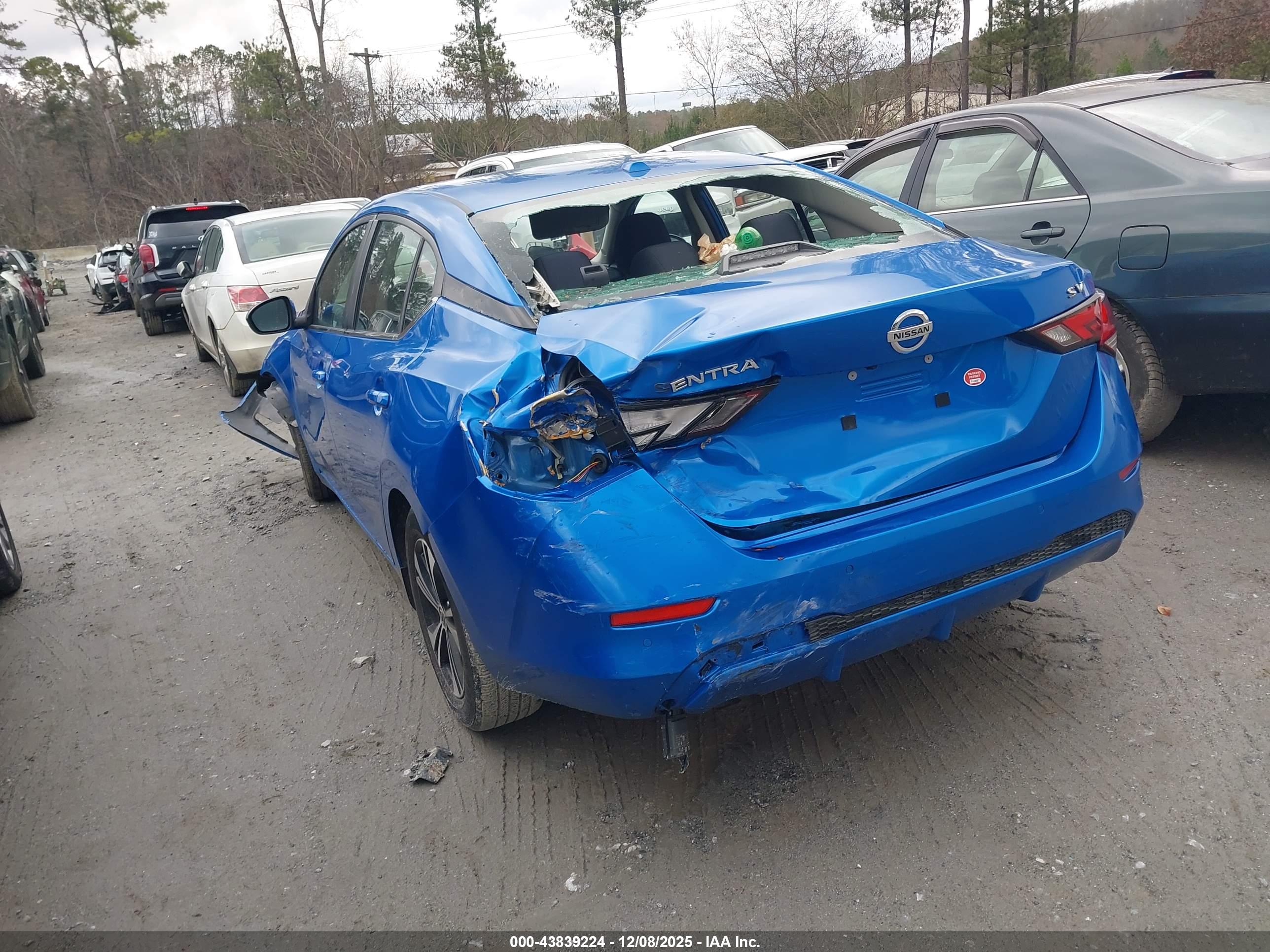 NISSAN SENTRA image 3