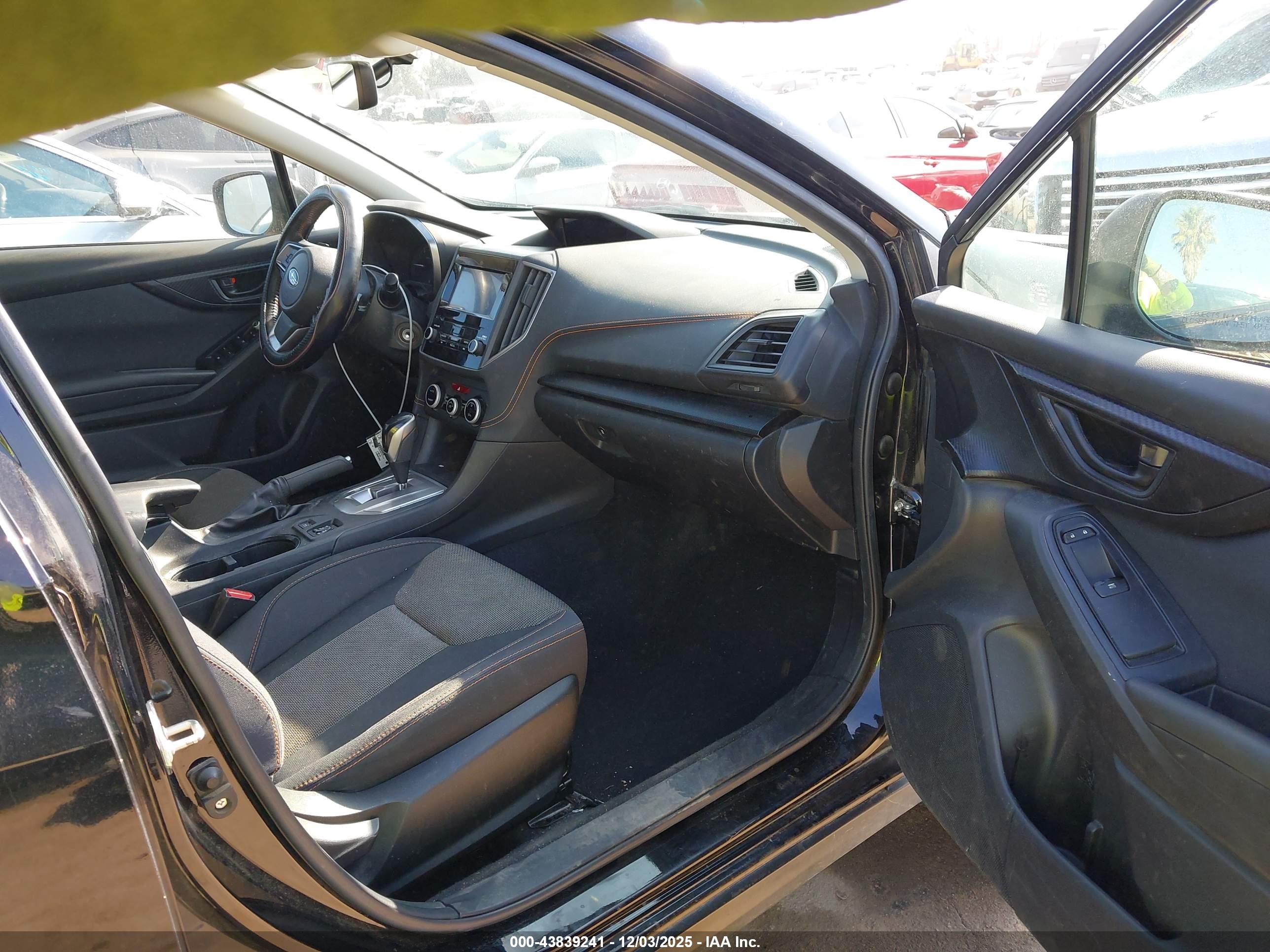 SUBARU CROSSTREK image 5